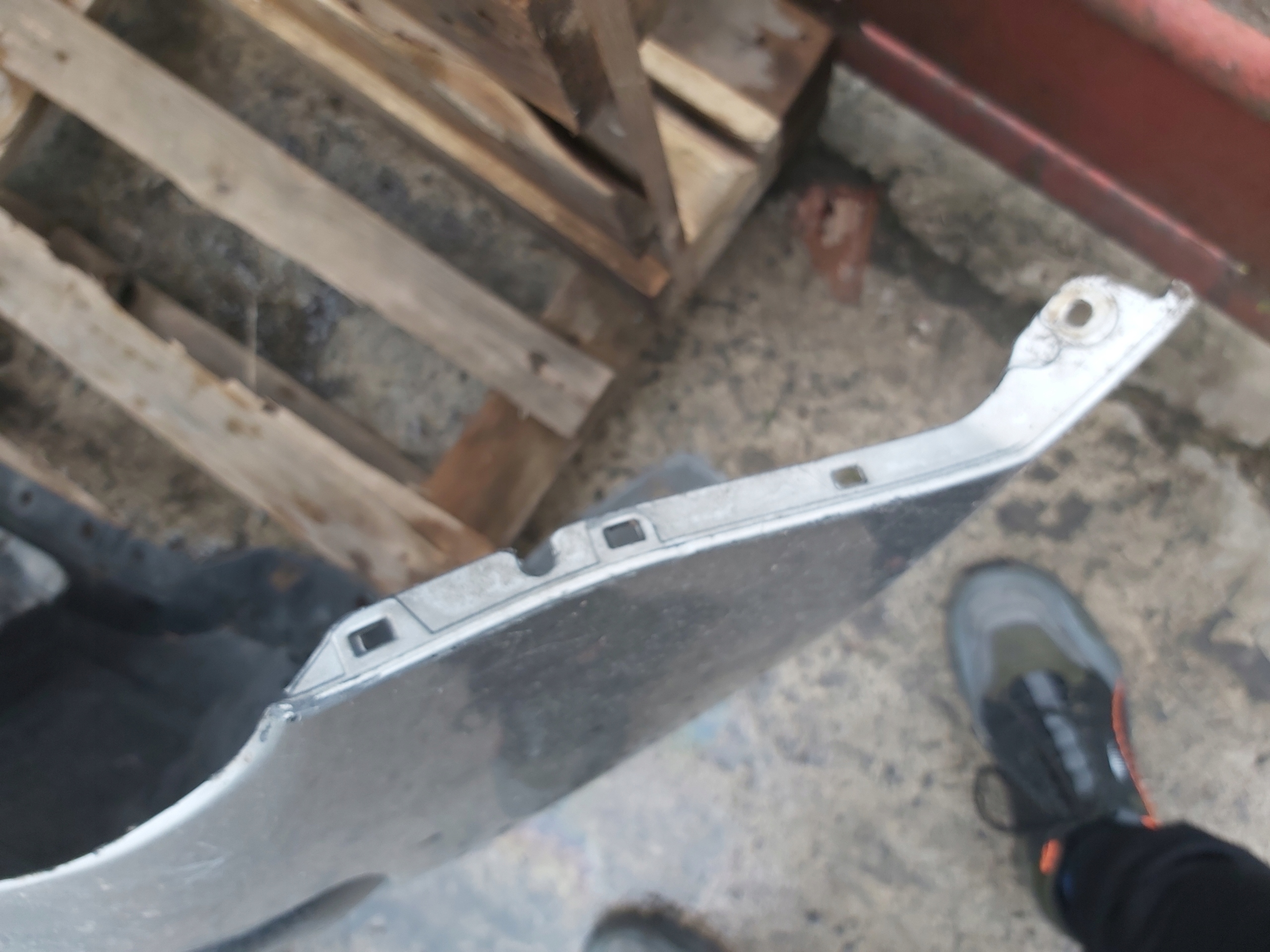 Frontstoßstange vorne NISSAN NOTE E11