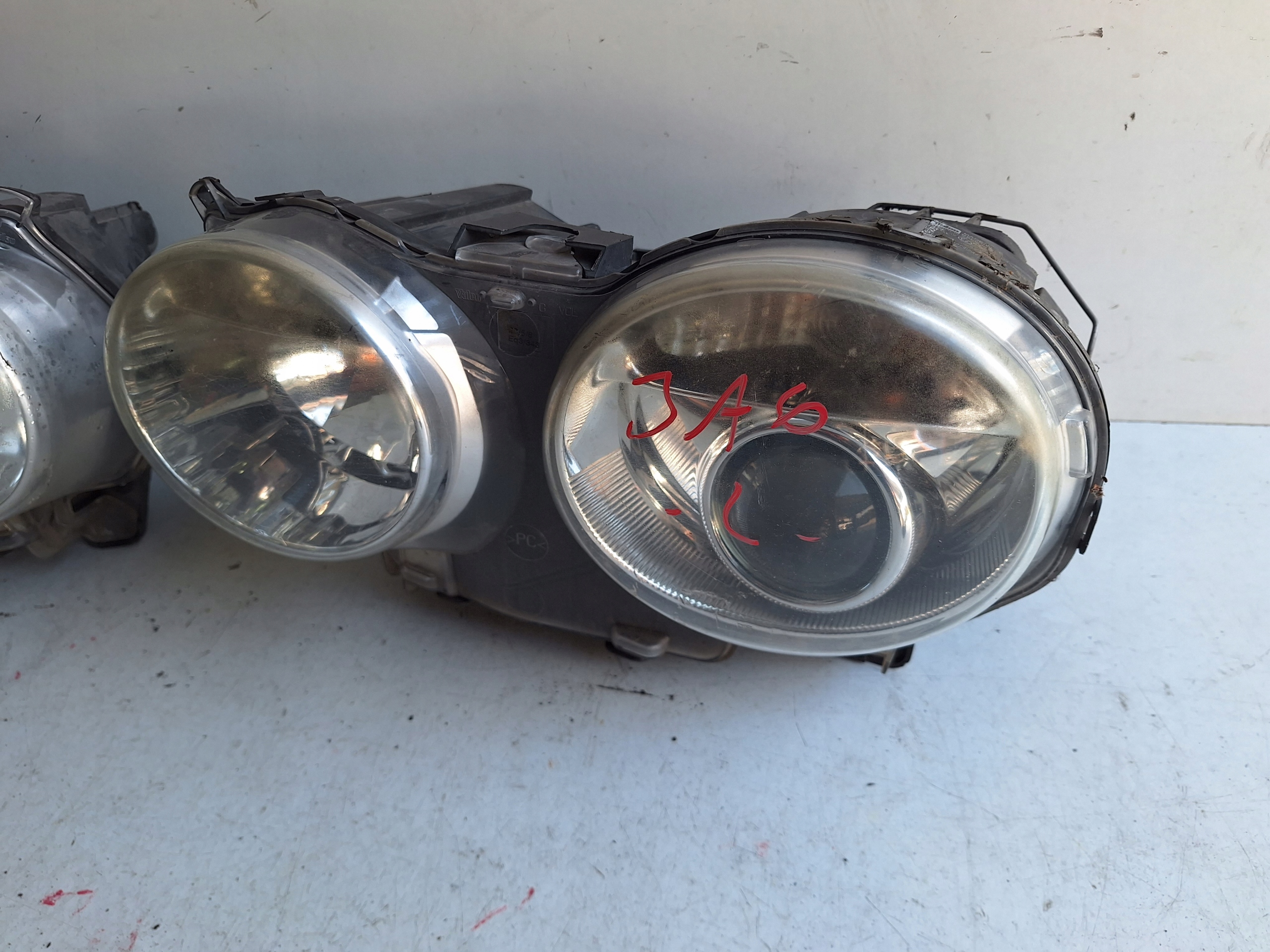 JAGUAR XJ VII LIFT 06-09 light left XENON UK