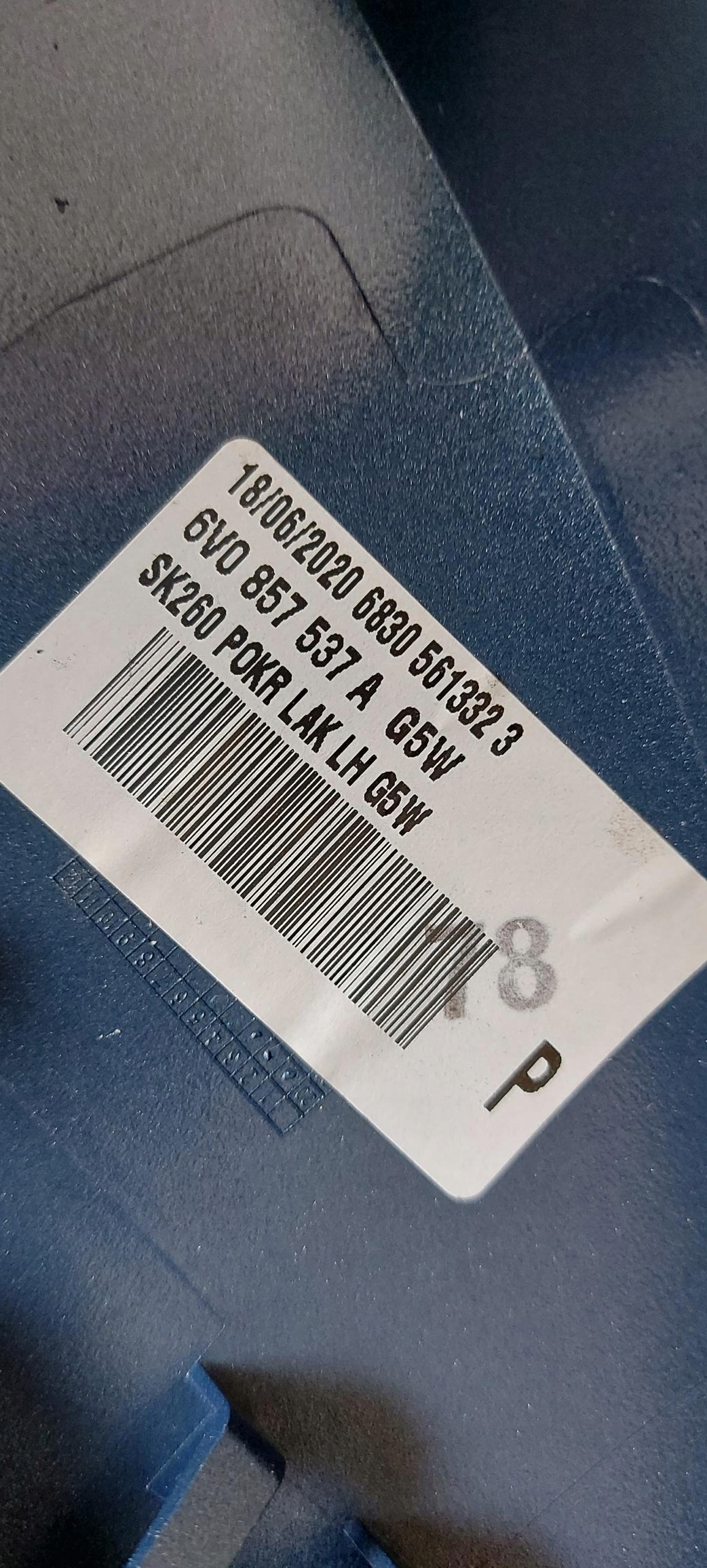 OBUDOWA LUSTERKA LEWA PRAWA SKODA RAPID FABIA III KOLORY Producent części Skoda OE