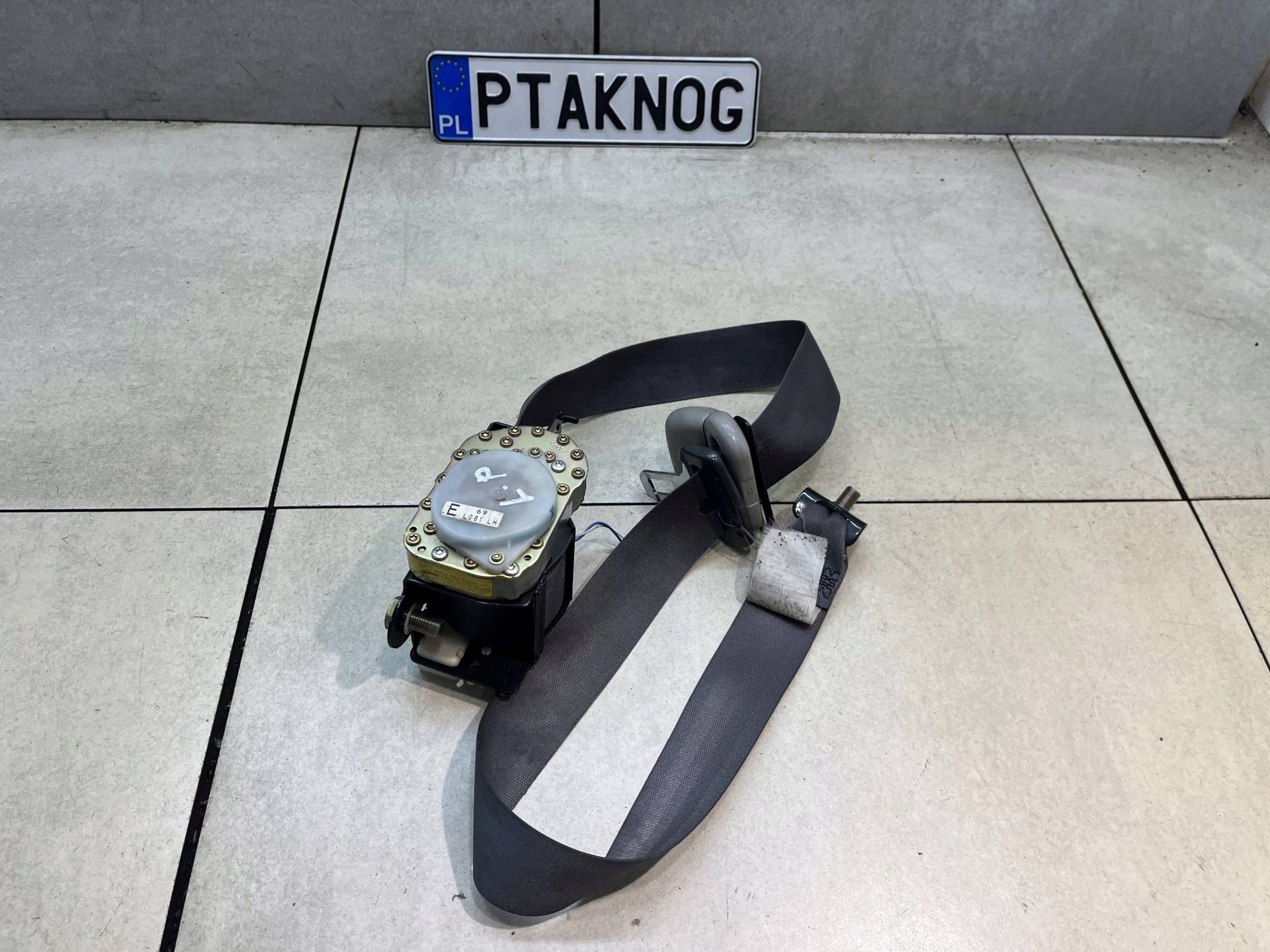 tension belt safety left front MAZDA MPV 2.0 D
