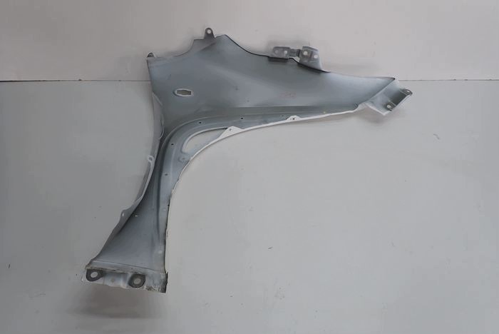 TOYOTA AYGO X 22- fender left front front