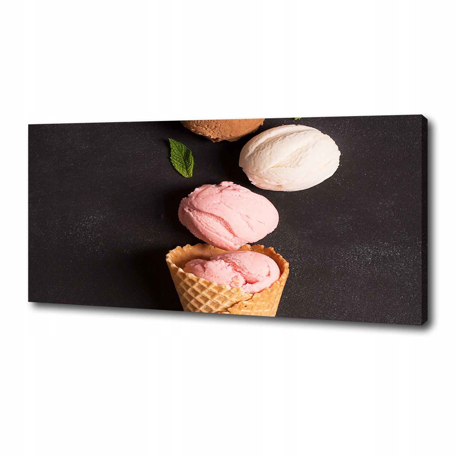 

Foto obraz duży na płótnie Lody w waflu 125x50 cm