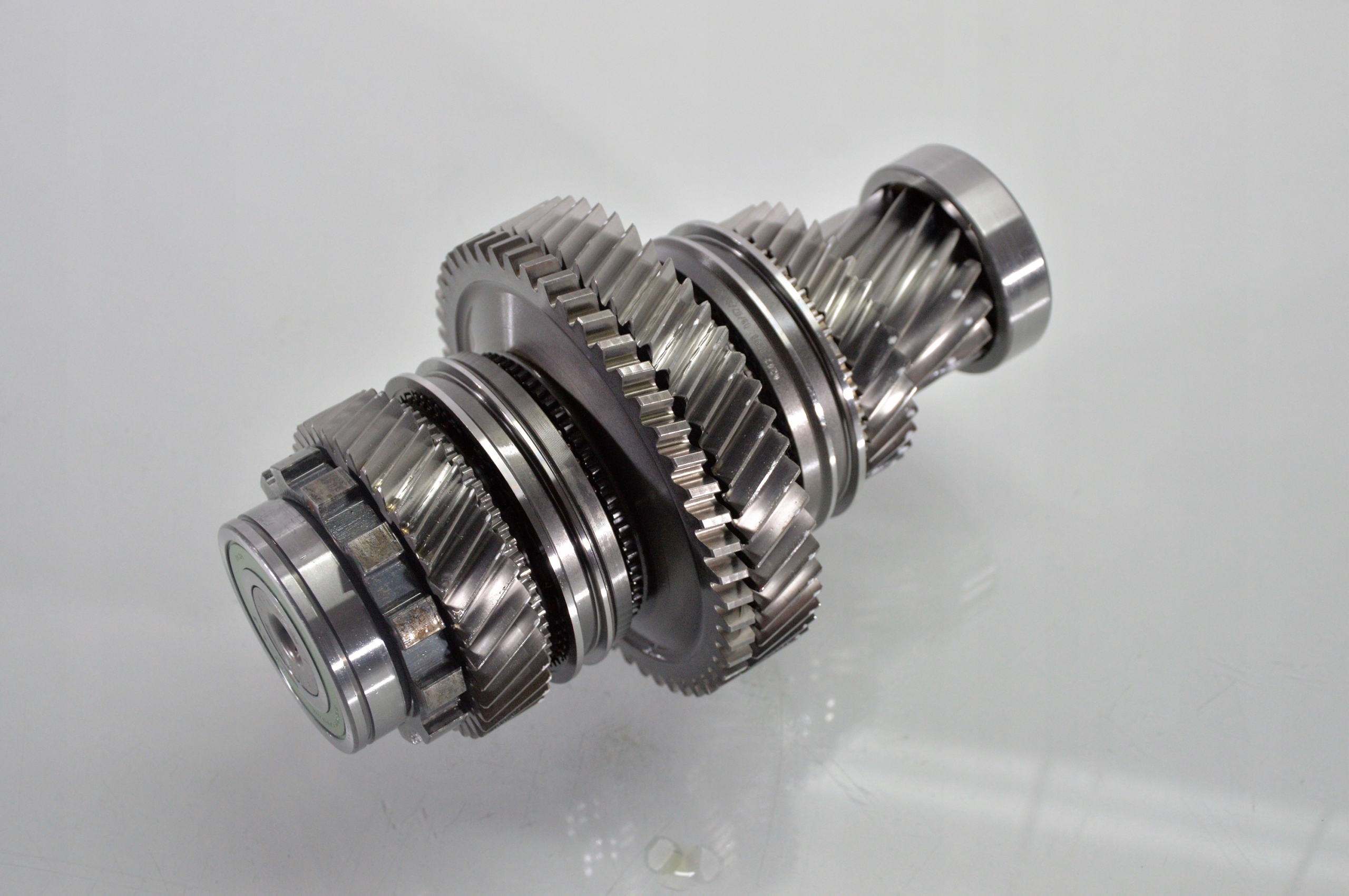 Wał skrzyni 1 724.1 8G-DCT Mercedes-Benz