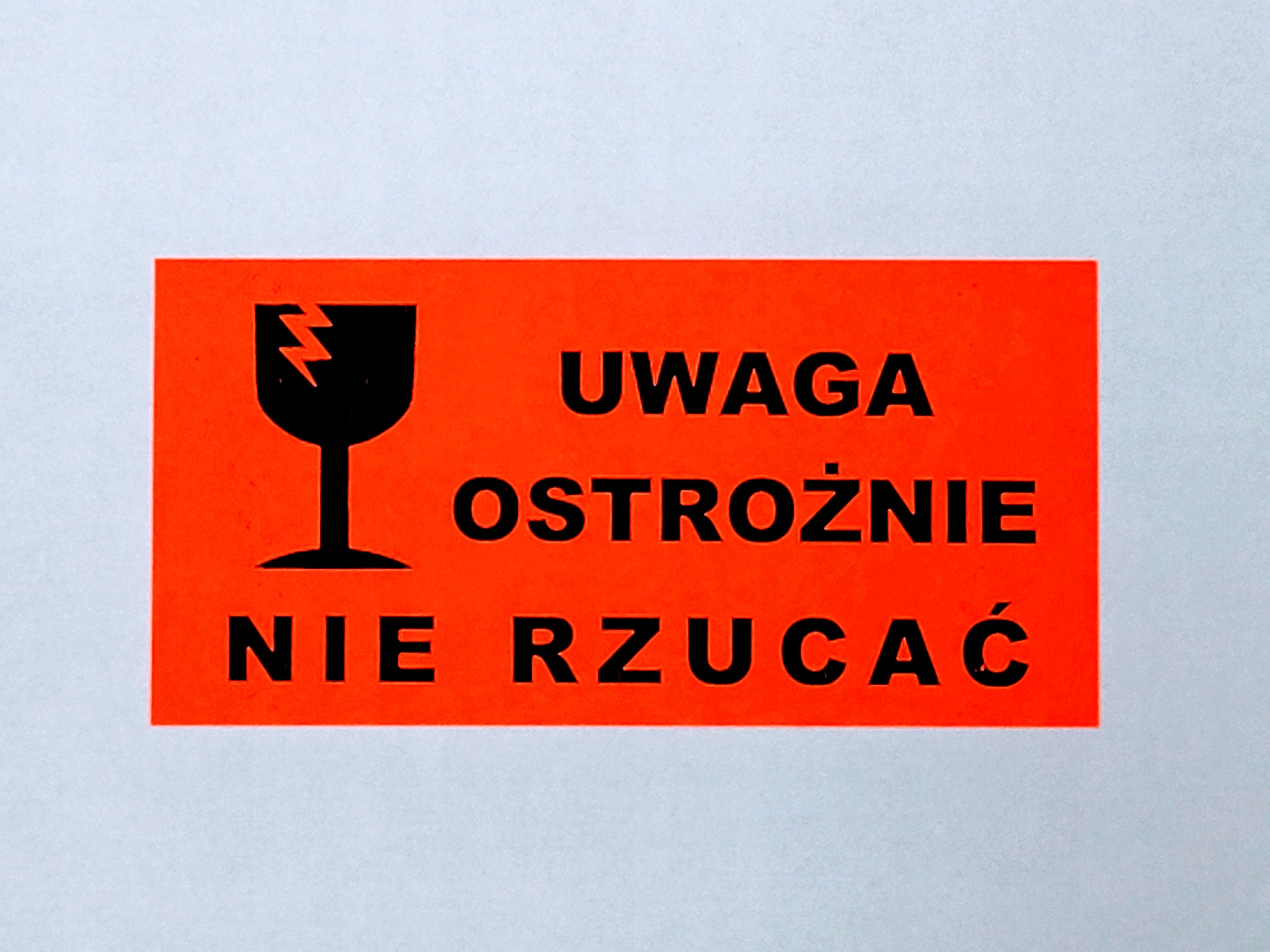

Etykiety Naklejki Nie Rzucać 700szt Czerwone Fluo