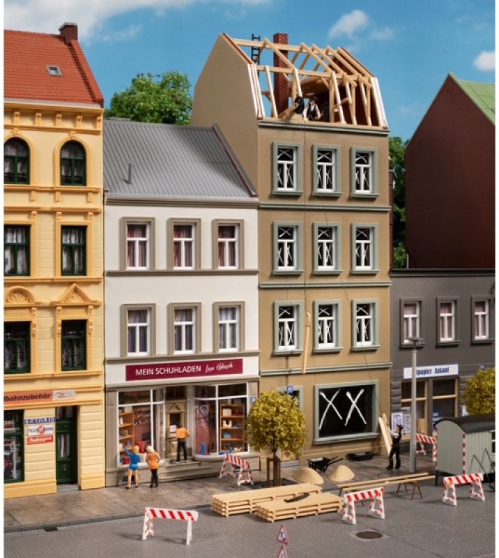 Auhagen 11463 Činžovní domy na Schmidt Street H0