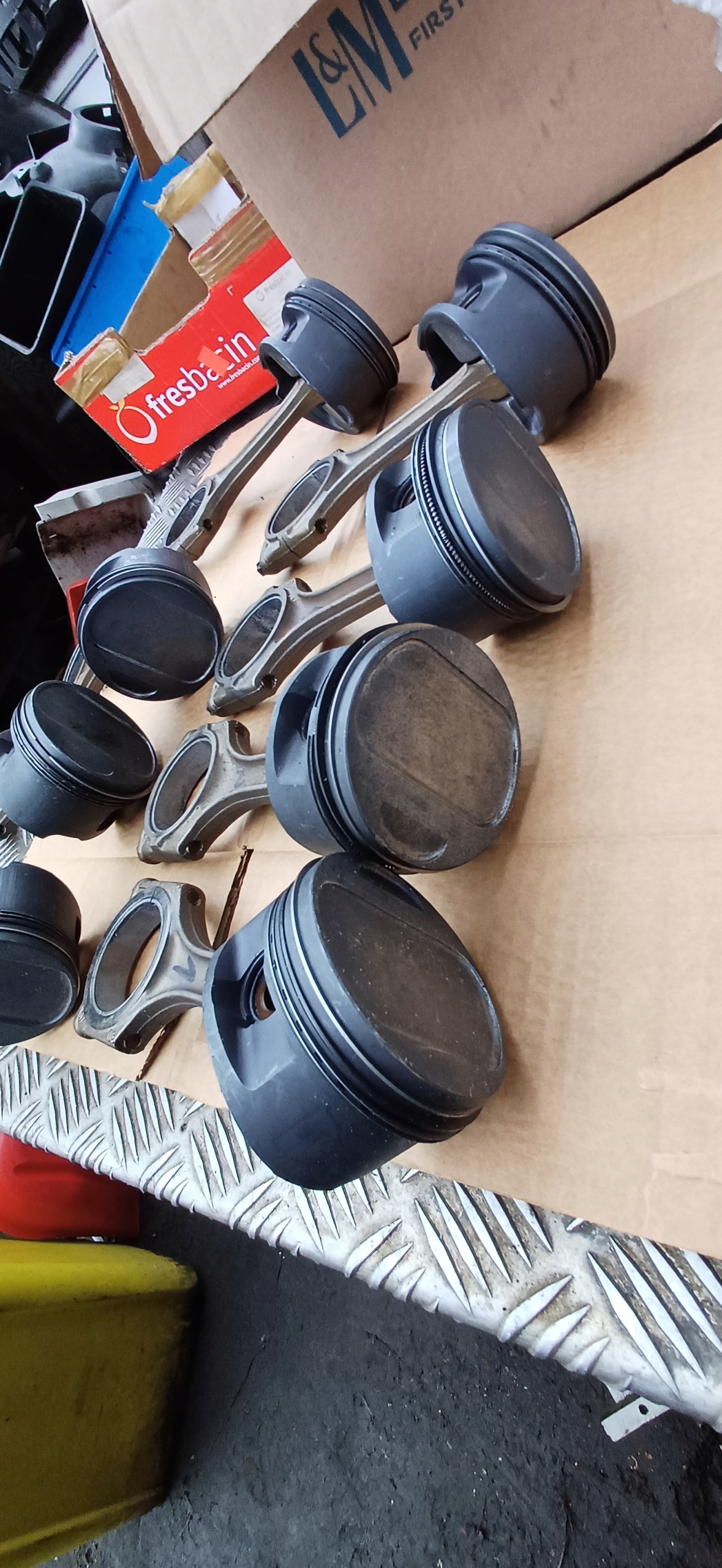 AUDI A6 S6 C5 4.2 Piston Bielle KORBA