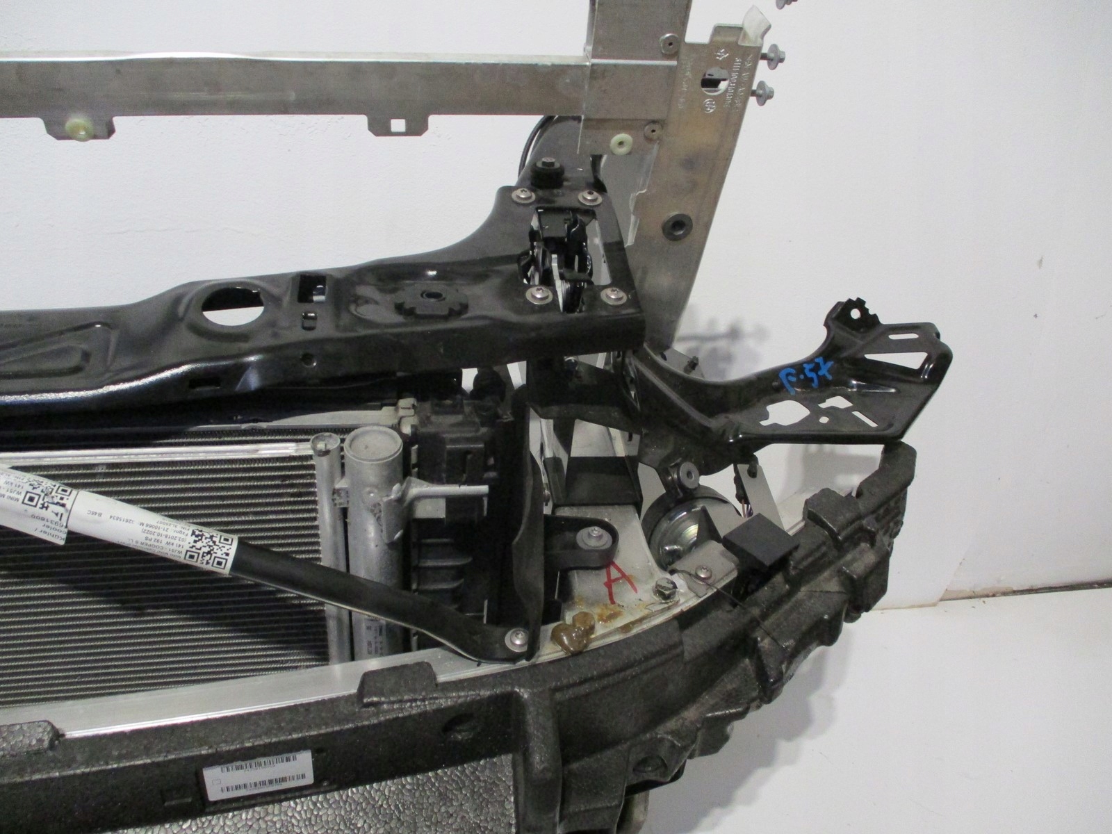 Pas przedni chłodnice MINI F57 535 Typ samochodu Samochody osobowe