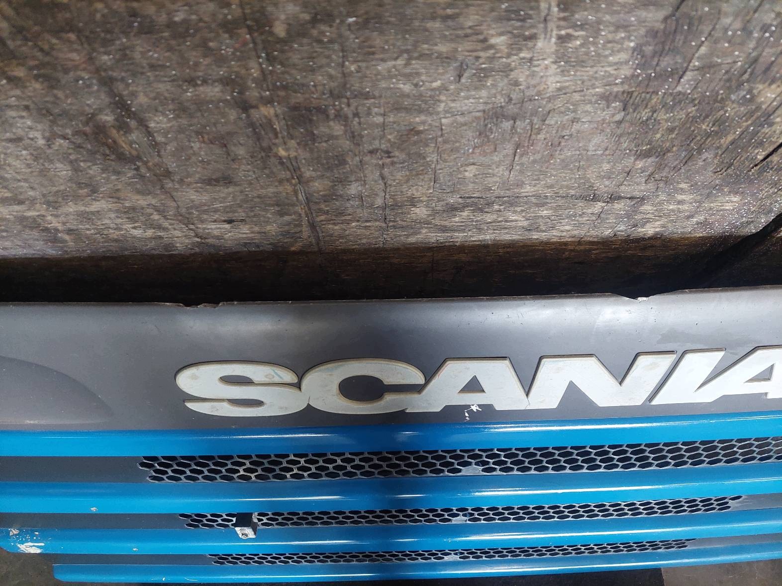 capot SCANIA R 114 LA 4X2