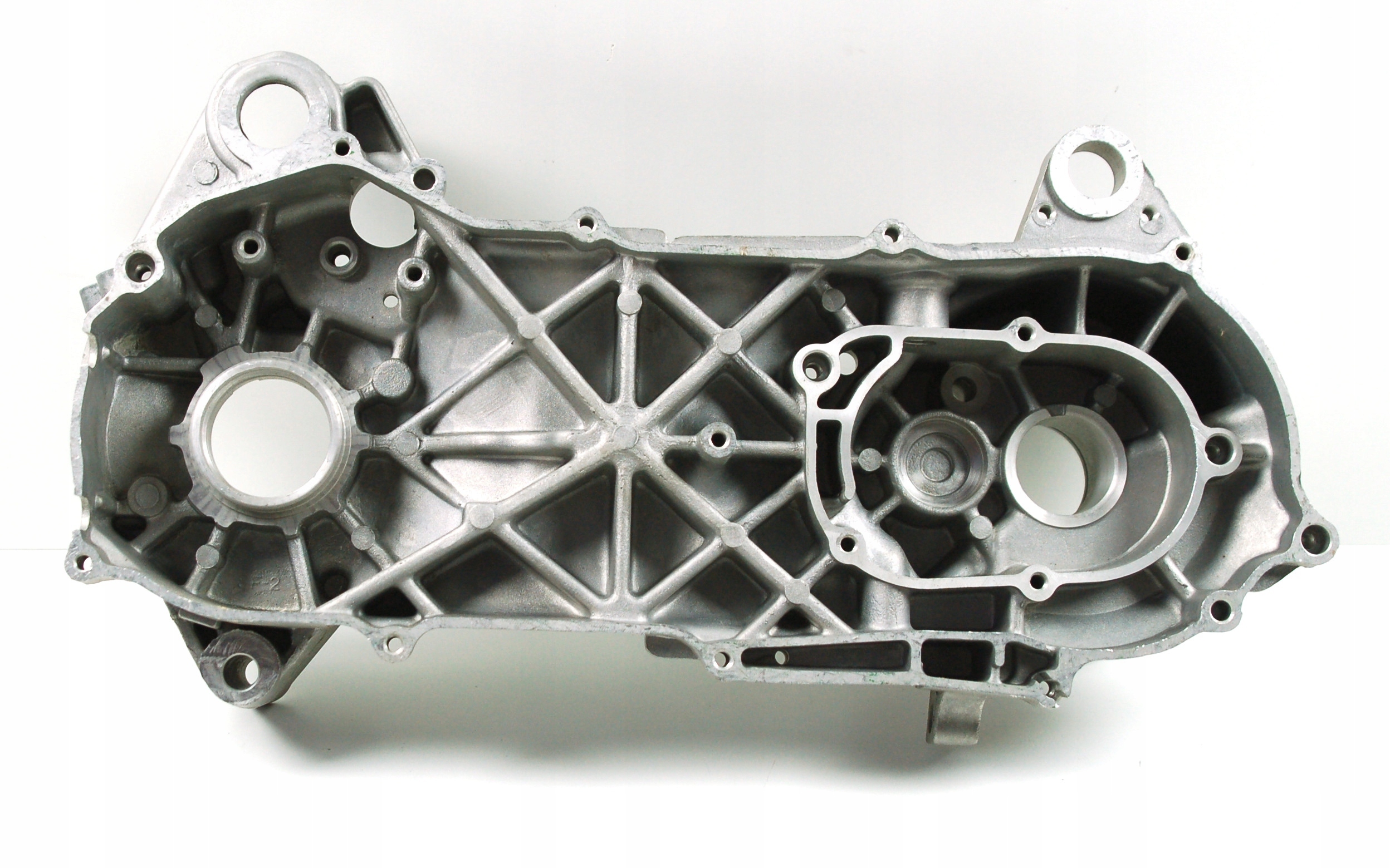 MOR.8.1109 - Картер двигуна лівий галактичний