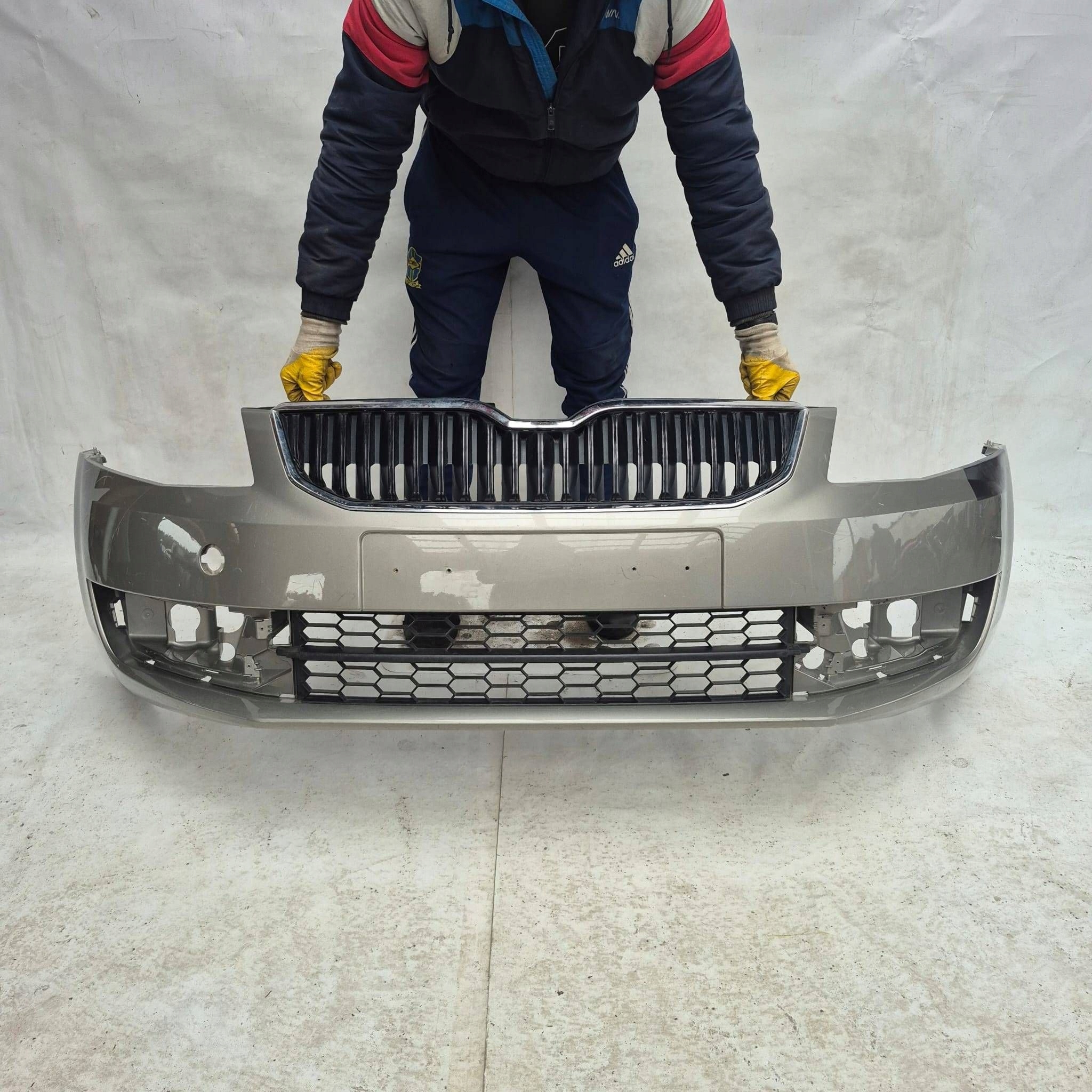 SKODA OCTAVIA III 3 12-16 bumper front front