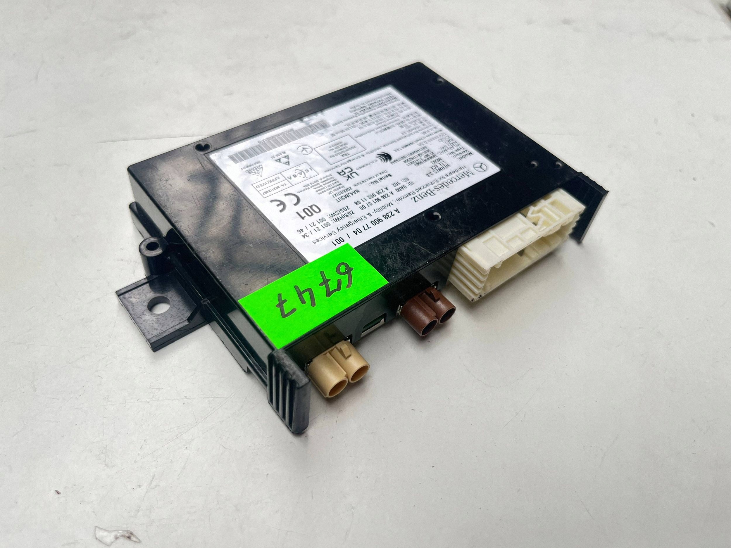 modulo KOMUNIKACJI MERCEDES-BENZ A W177 A2389007704 Originale!