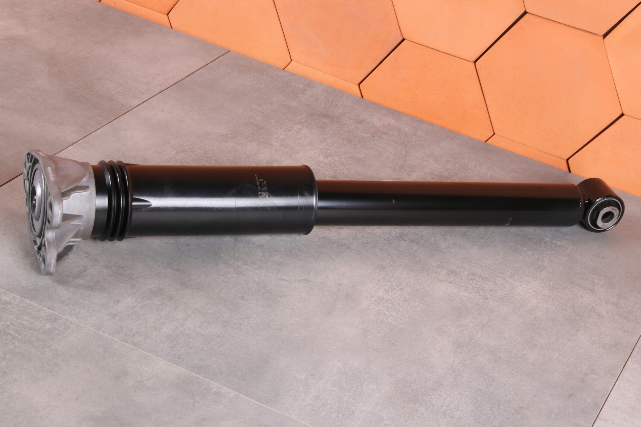 MINI F66 COOPER C B38N shock absorber right left rear part rear 5A31E29 12 km !!!