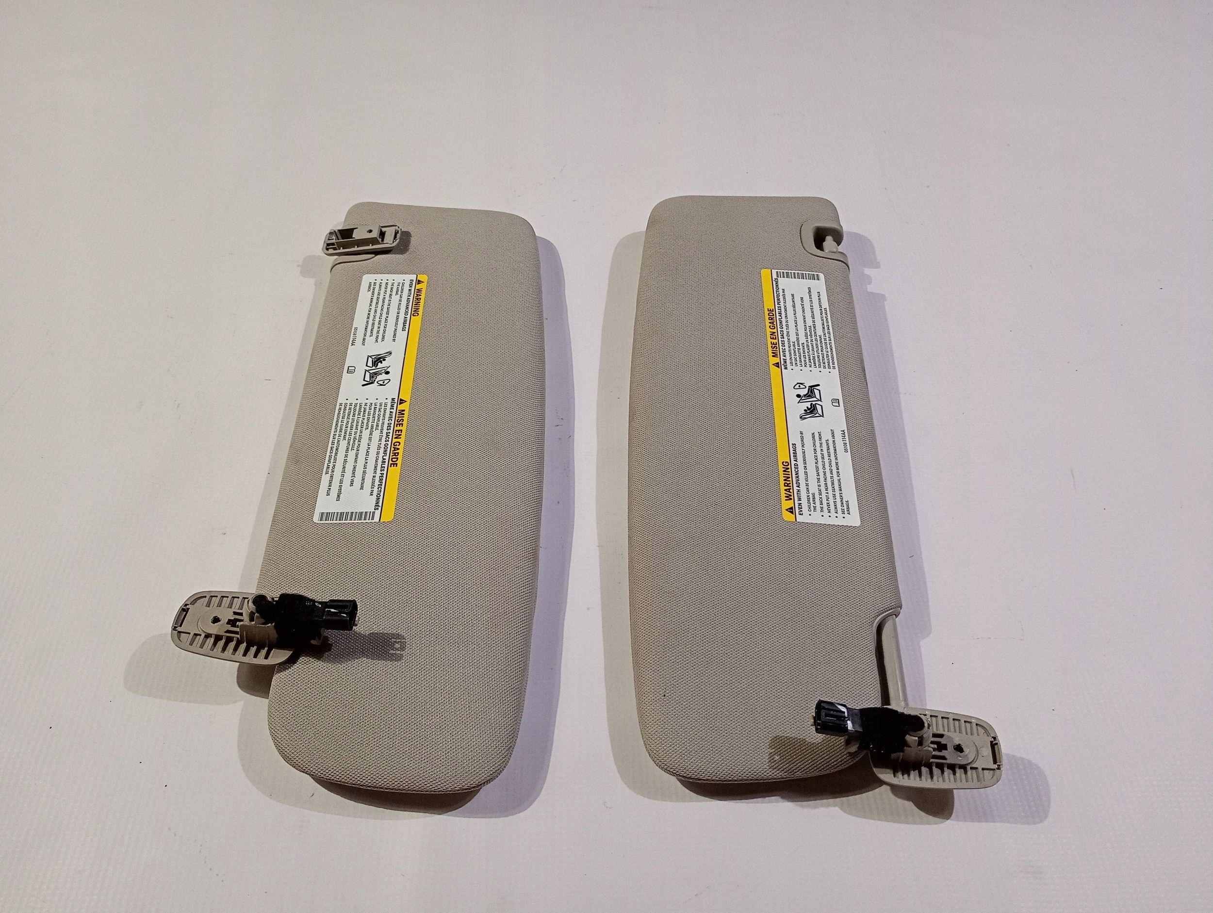 cover przeciwsloneczna left right komplet Chrysler Pacifica 2021