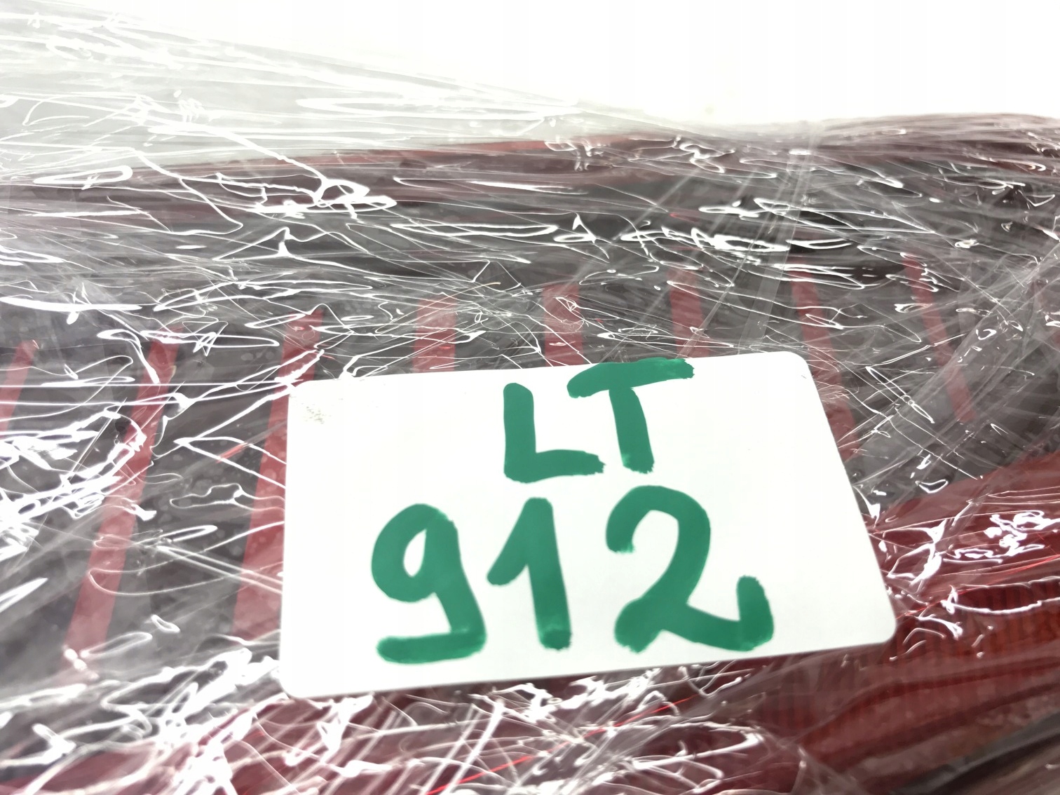 фонарь правый 92402AT000 kia NIRO II