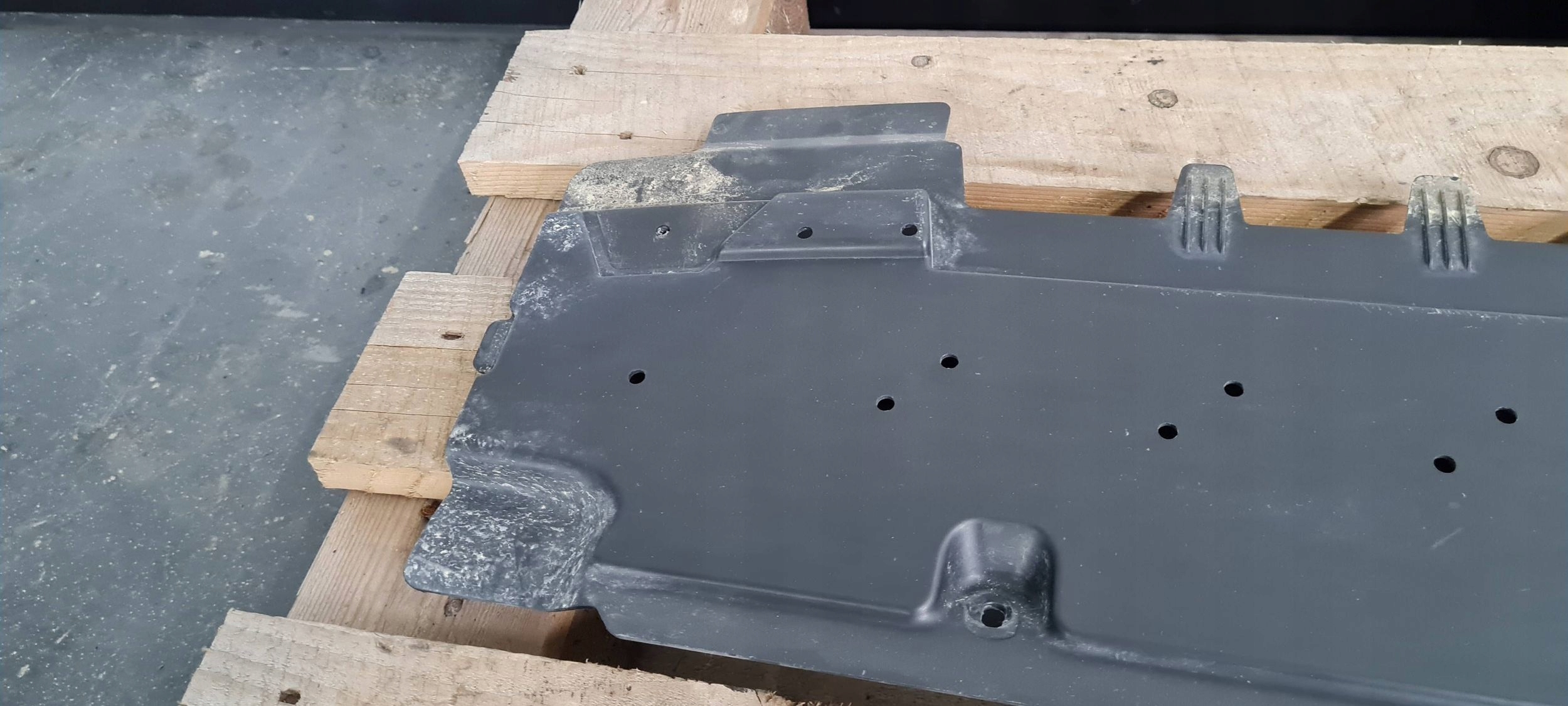 Q3 83A Blende Abdeckung abdeckung unter Stoßstange SLINE 83A807611