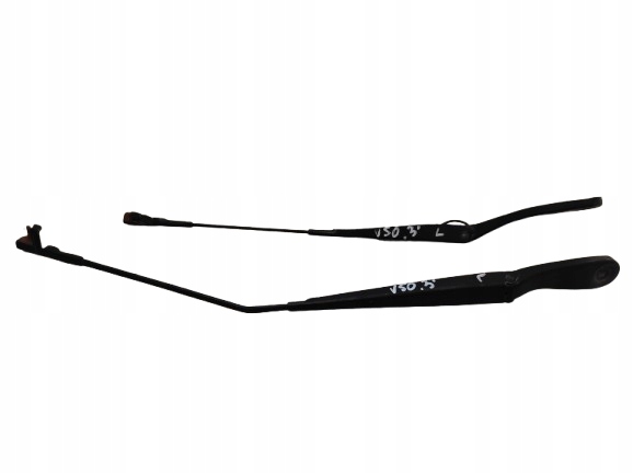 VOLVO V50 04- RAMIONA WYCIERACZEK PRZÓD