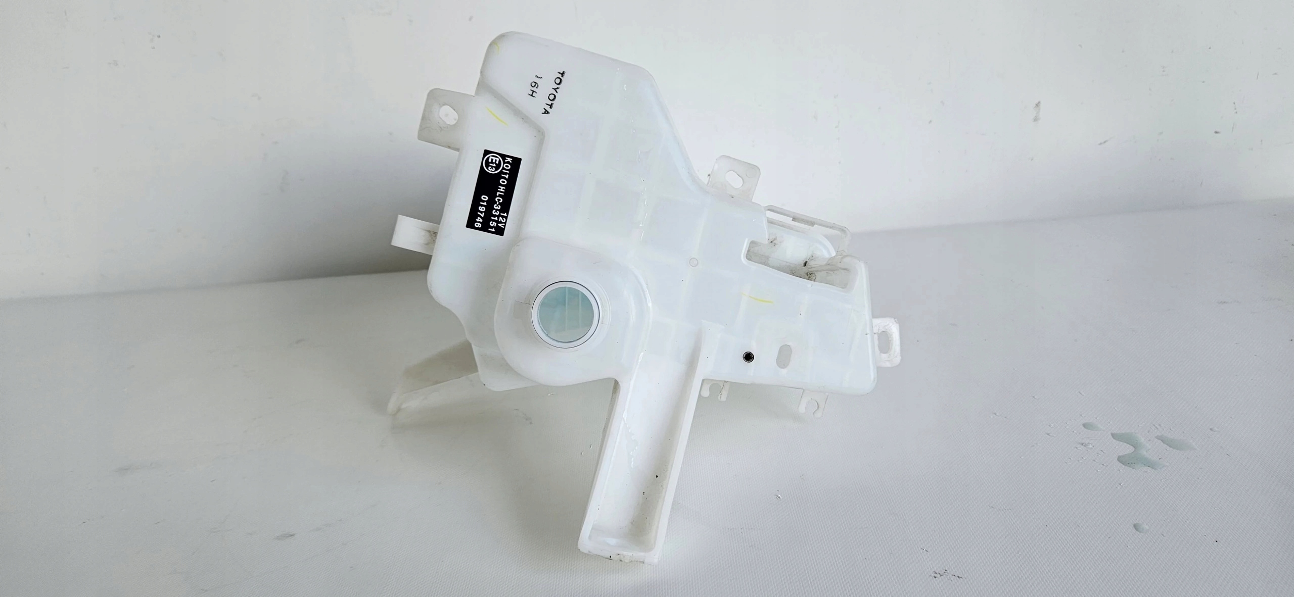 washer fluid tank LEXUS NX 060851-511 ORYG