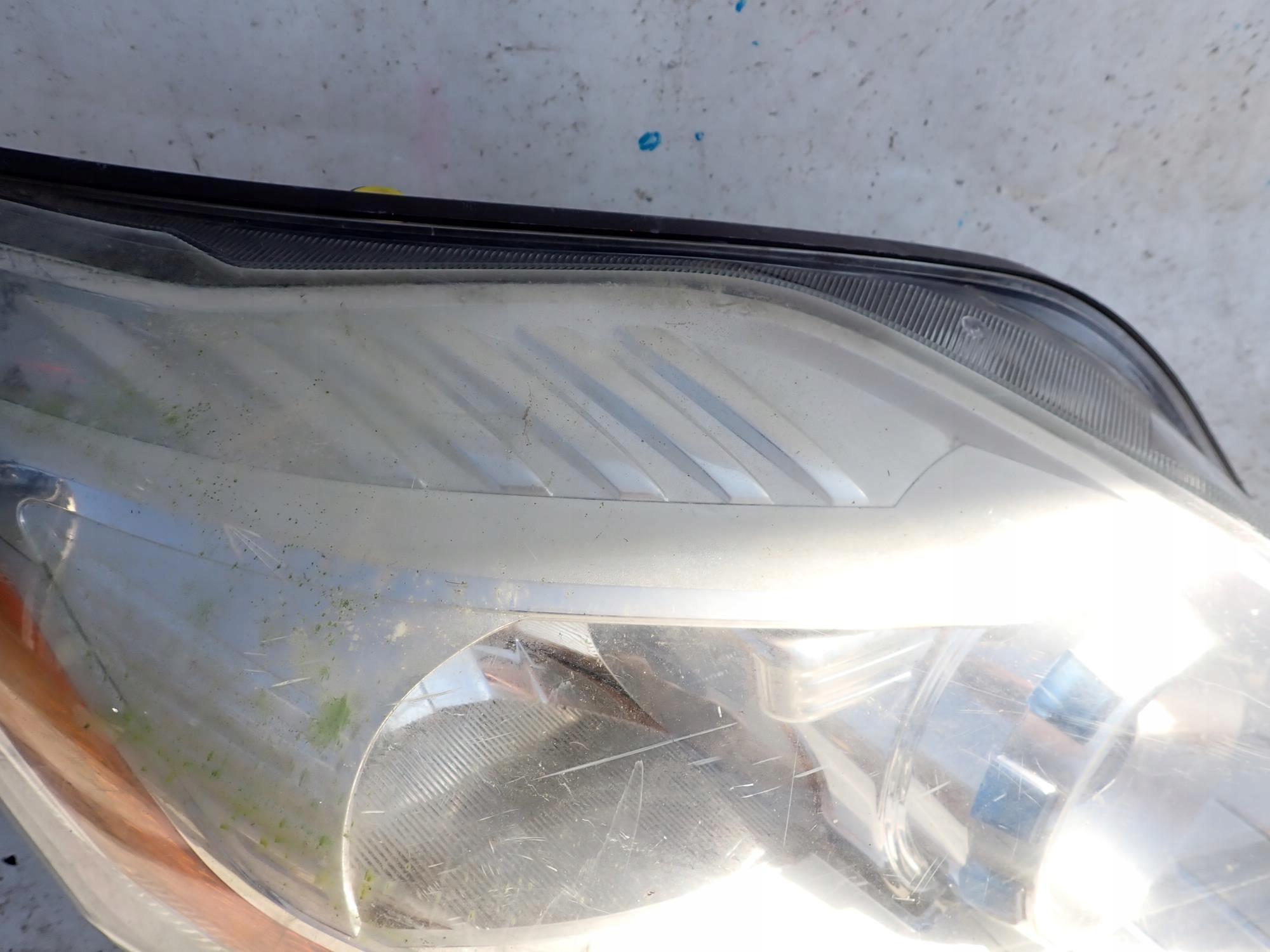 FORD KUGA and 1 MK1 08-13 light front front right
