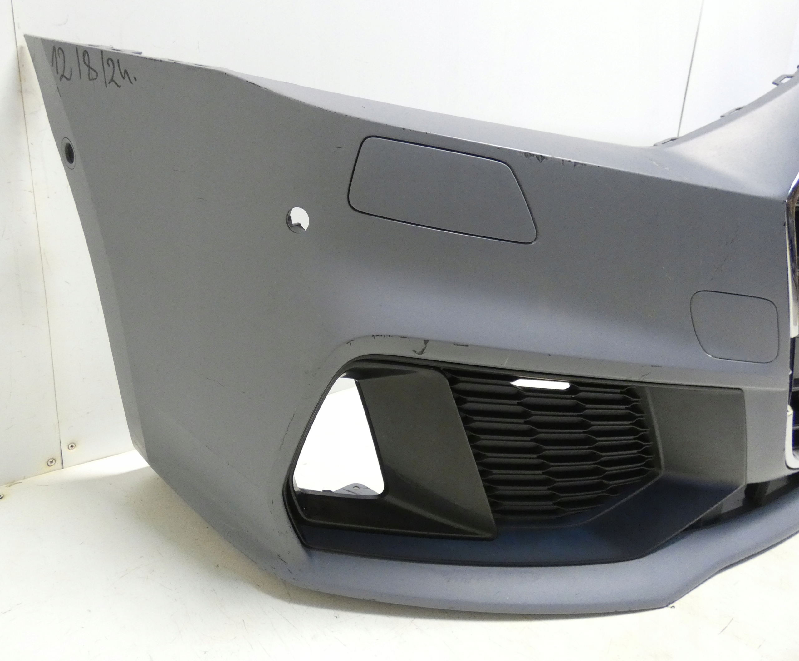 AUDI A7 S-LINE 2018-2023 4K8807437 below 6 PDC washers bumper front front