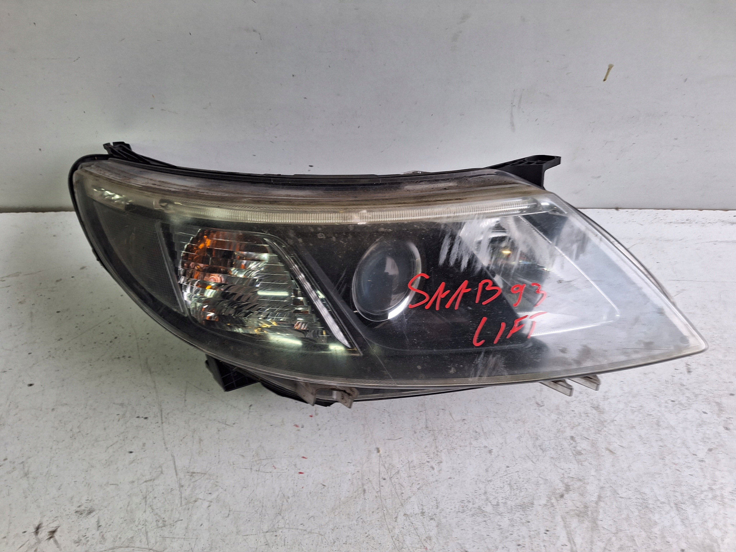 SAAB 9-3 LIFT 07-12 light right UK