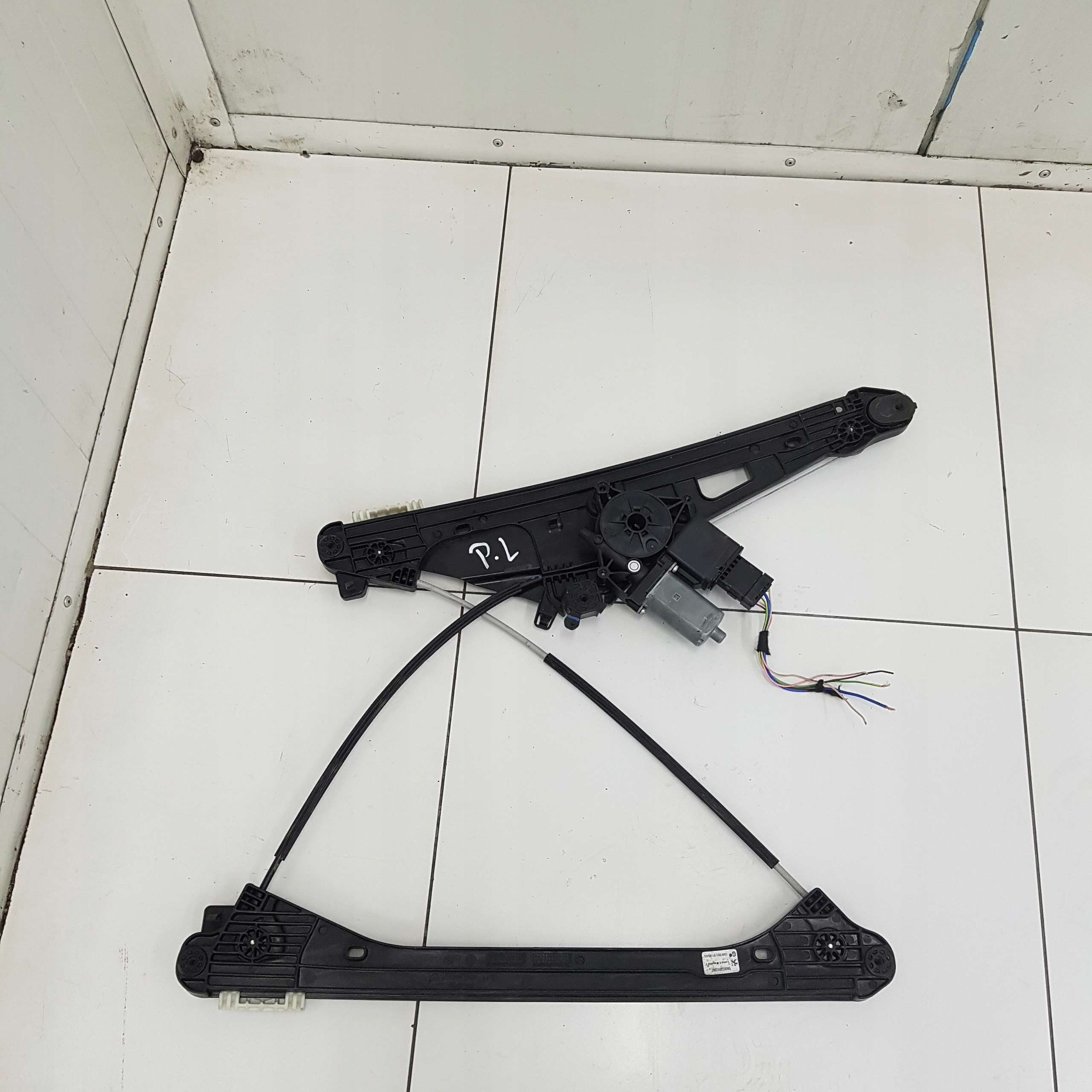 ELE mechanism windows left front PEUGEOT 3008 II 9829482380