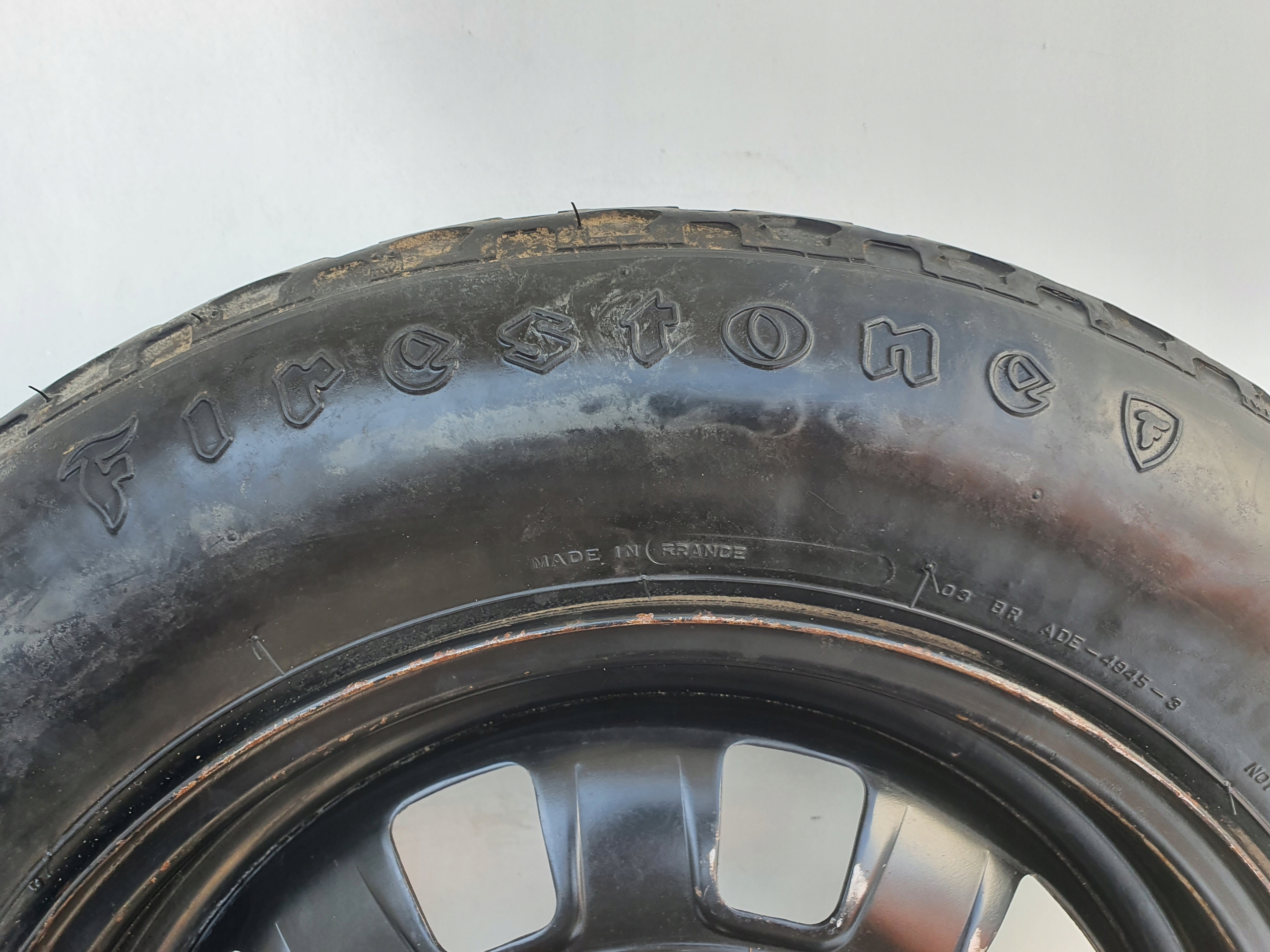 Volvo 940 740 KOŁO ZAPASOWE Zapas 155 R15 1329537 Rodzaj felg Stalowe