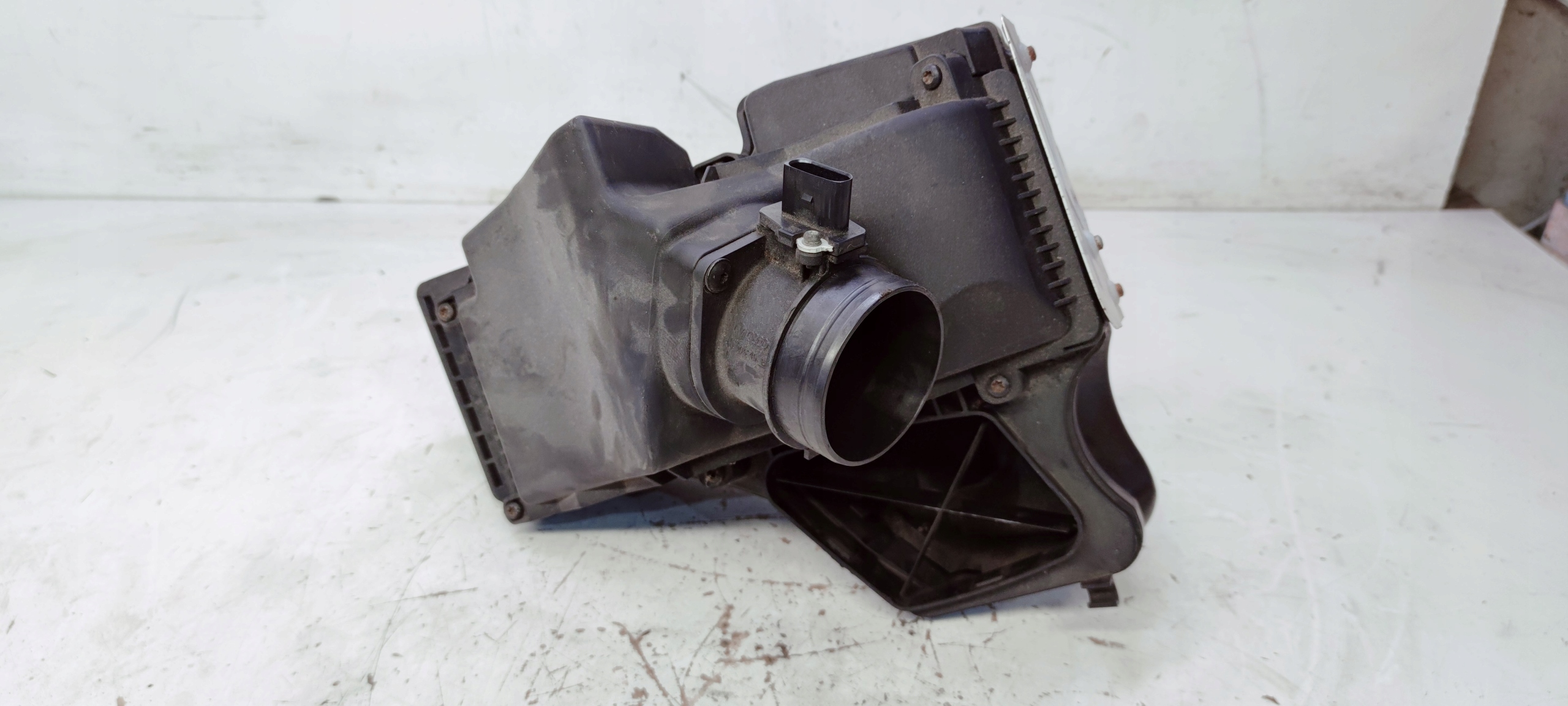 GEHÄUSE FILTER LUFT AUDI A4 B8 A5 8K0133835AF