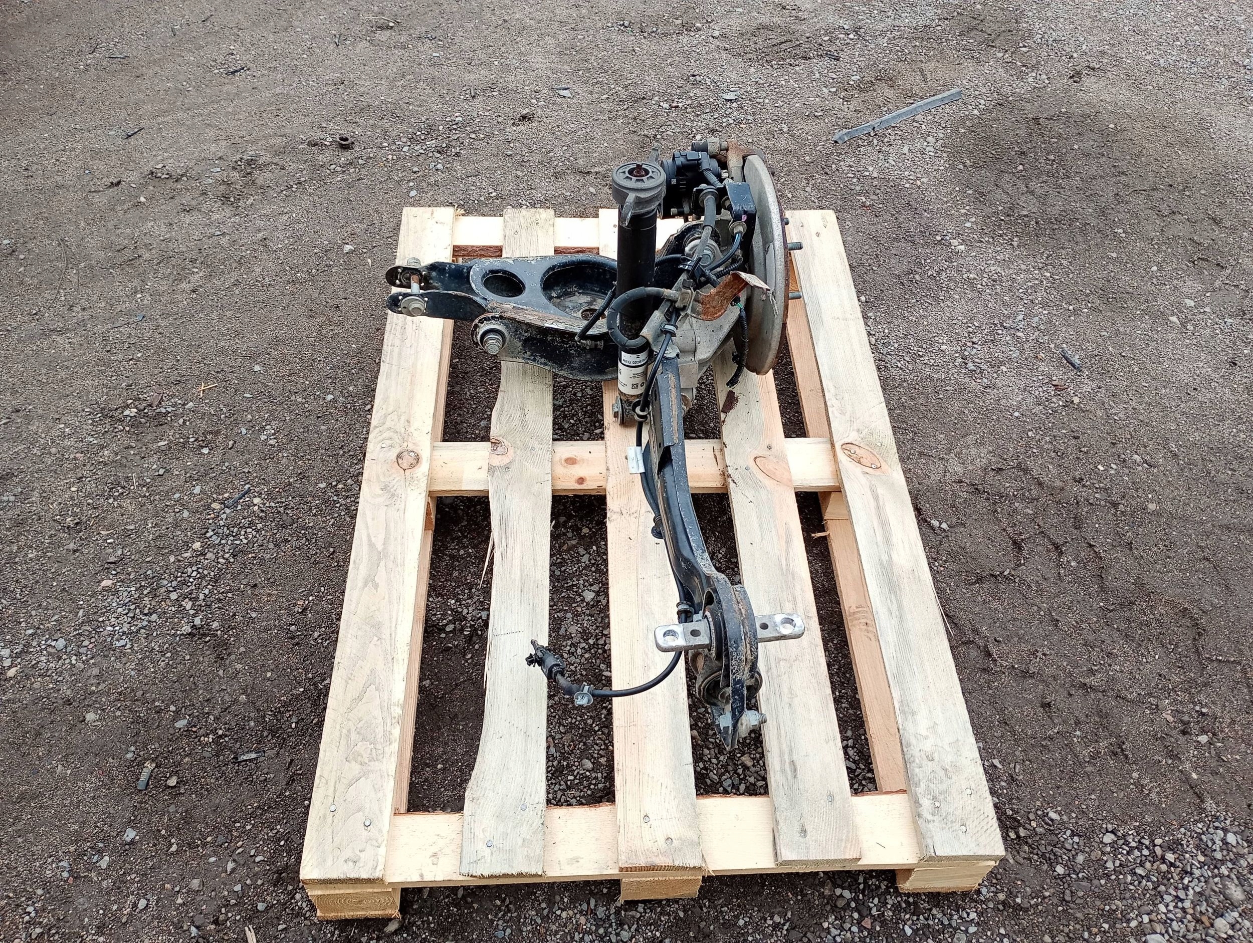 sususpension swing arm caliper disc left rear part Chrysler Pacifica 2017
