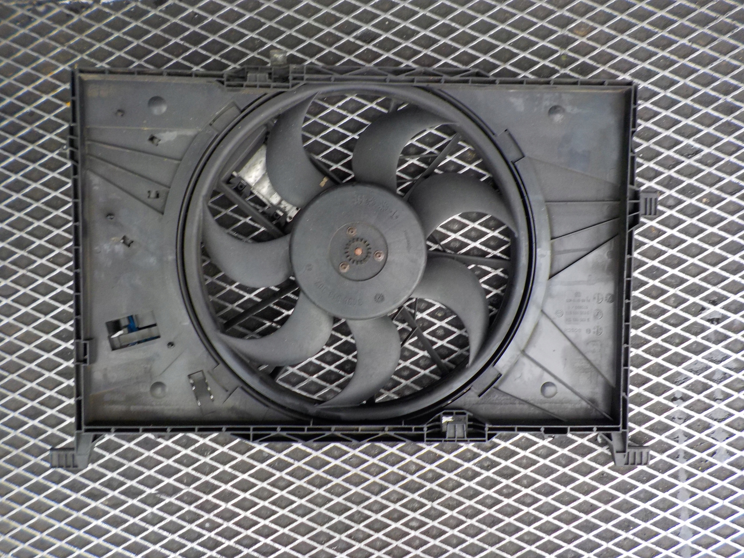 MERCEDES-BENZ W169 WENTYLATOR MODUŁ CHŁODNICY A1695002693 1137328300