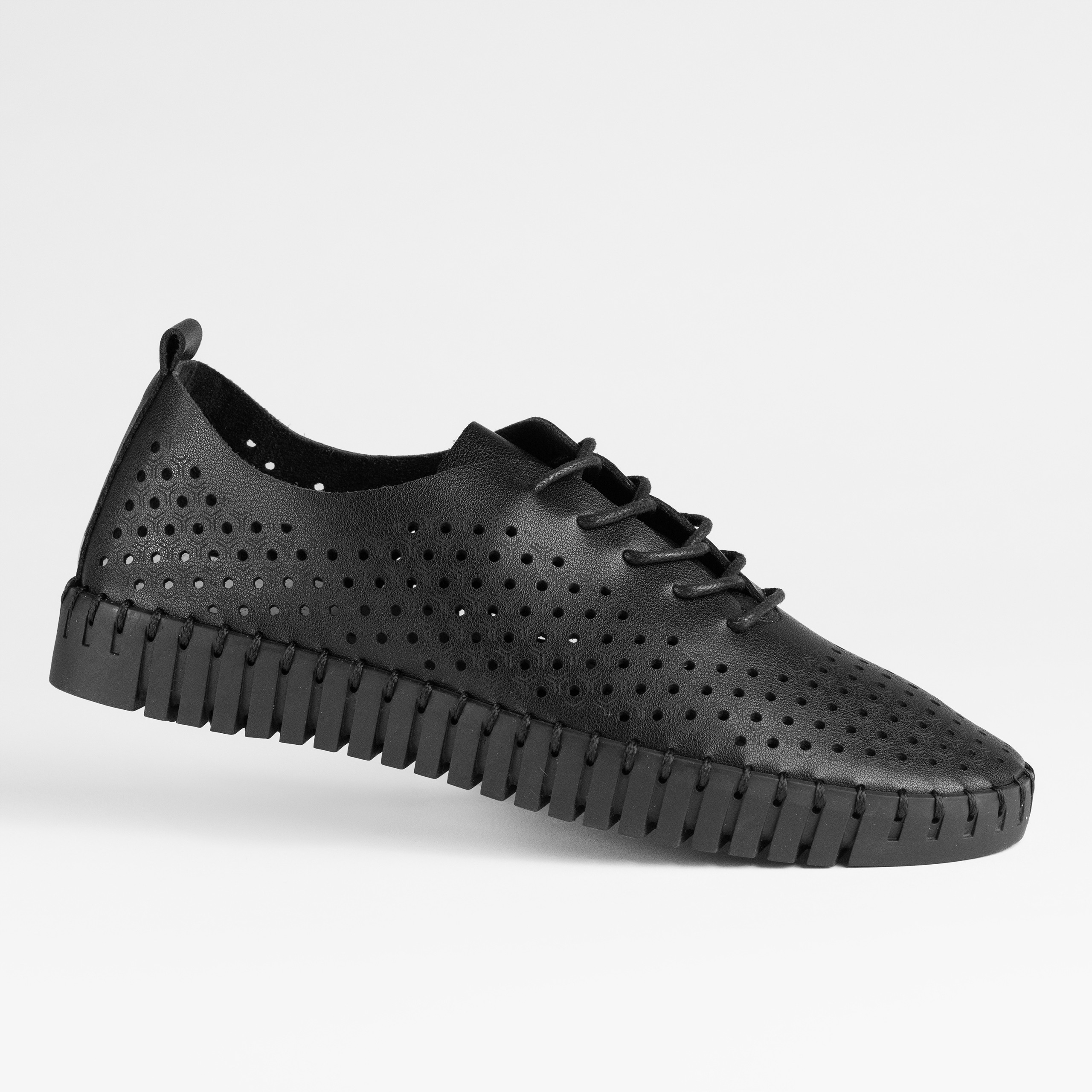 Dámské polobotky kožené ažurové Boshimao Bsm Y141 lehké elastické černé 36