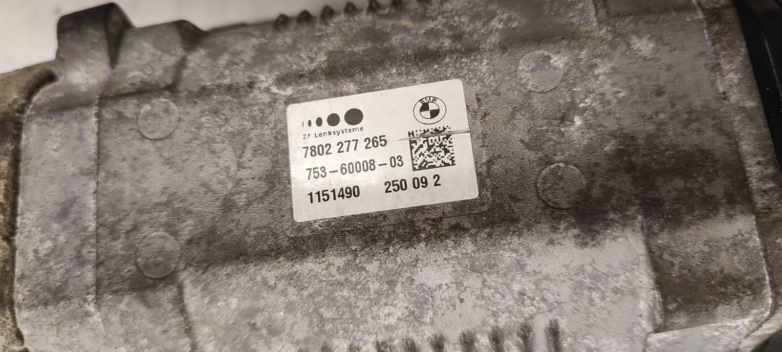Boîte direction BMW E90 E91 2,0D LIFT
