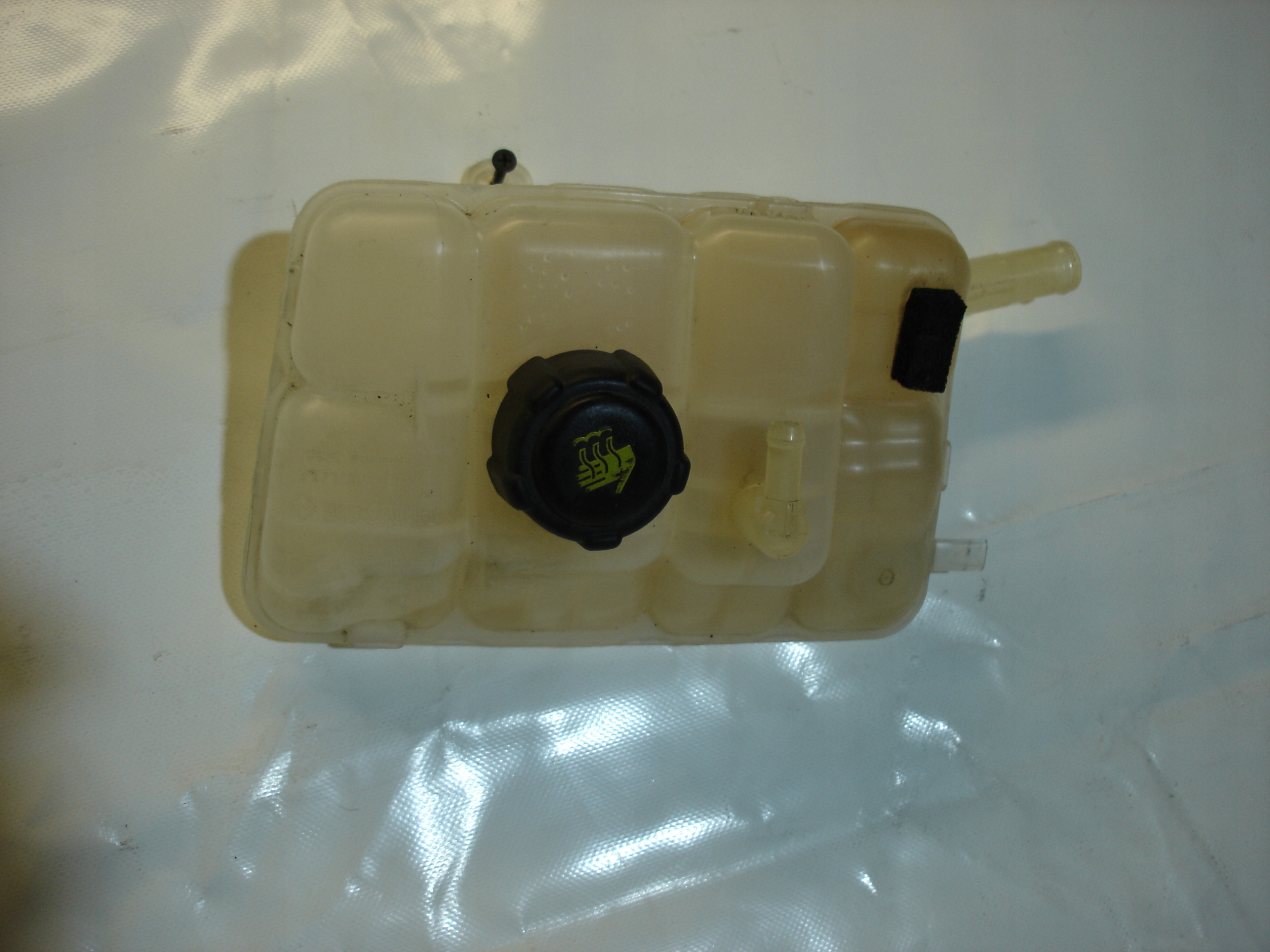 RENAULT ESPACE V water tank