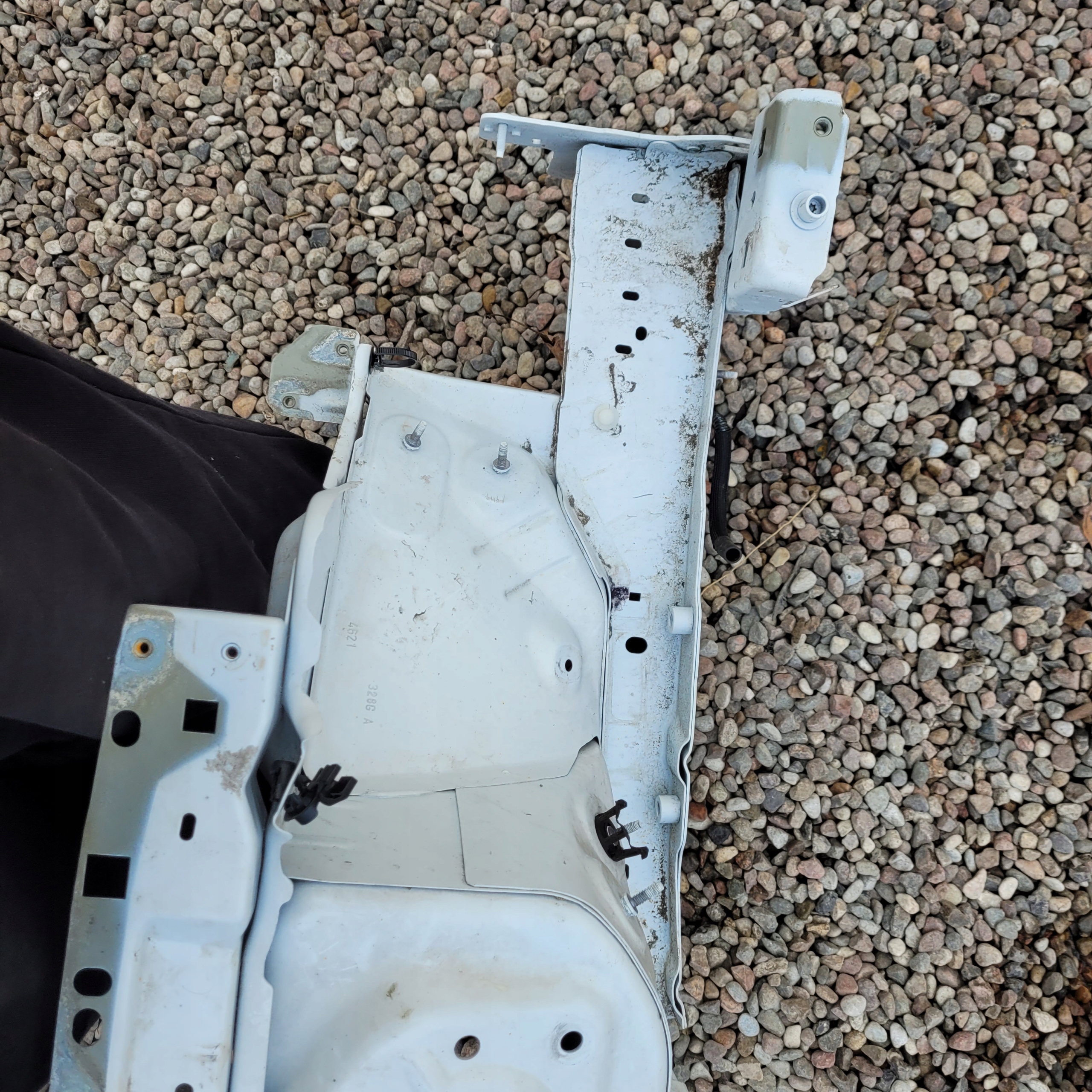 quarter front front left OPEL CORSA F