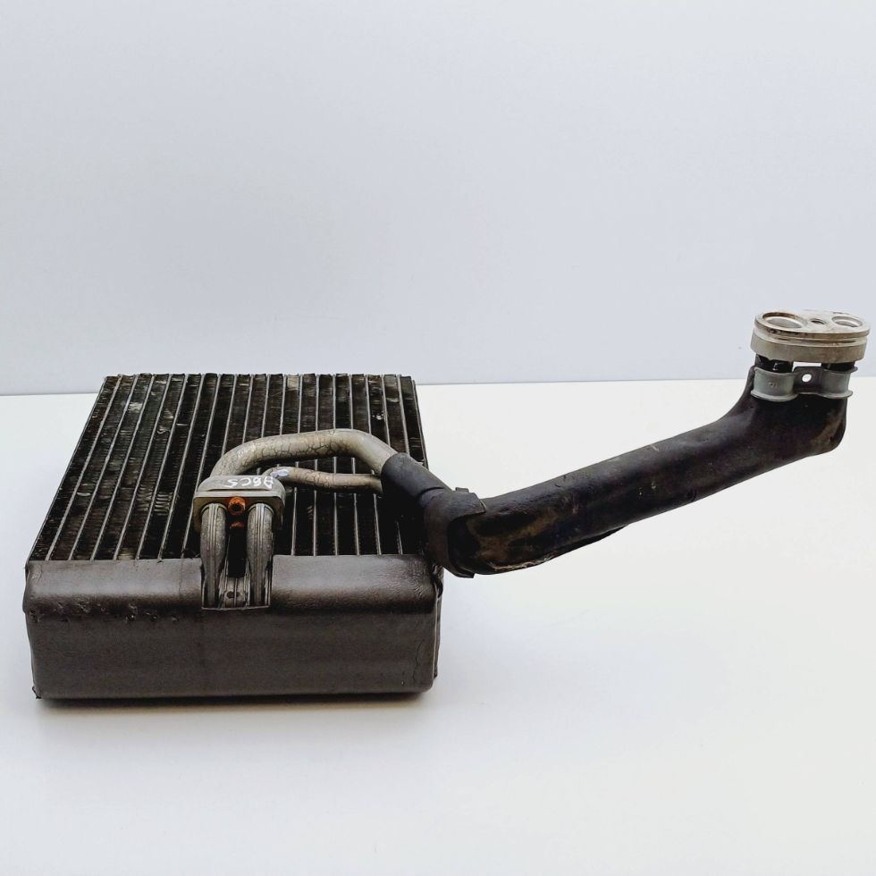 NAGRZEWNICA KLIMATYZACJI AUDI A6 C5 NR28