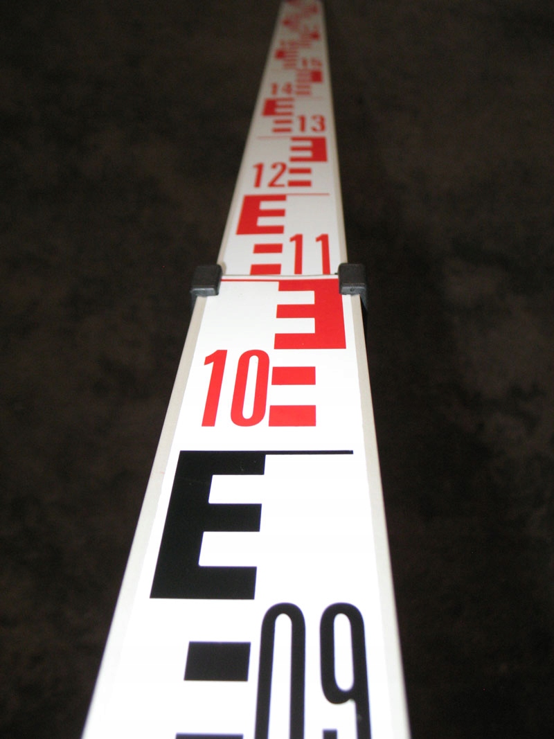 NIVEL SYSTEM TS-70 ALUMINIOWA ŁATA TELESKOPOWA 7m Marka Nivel System