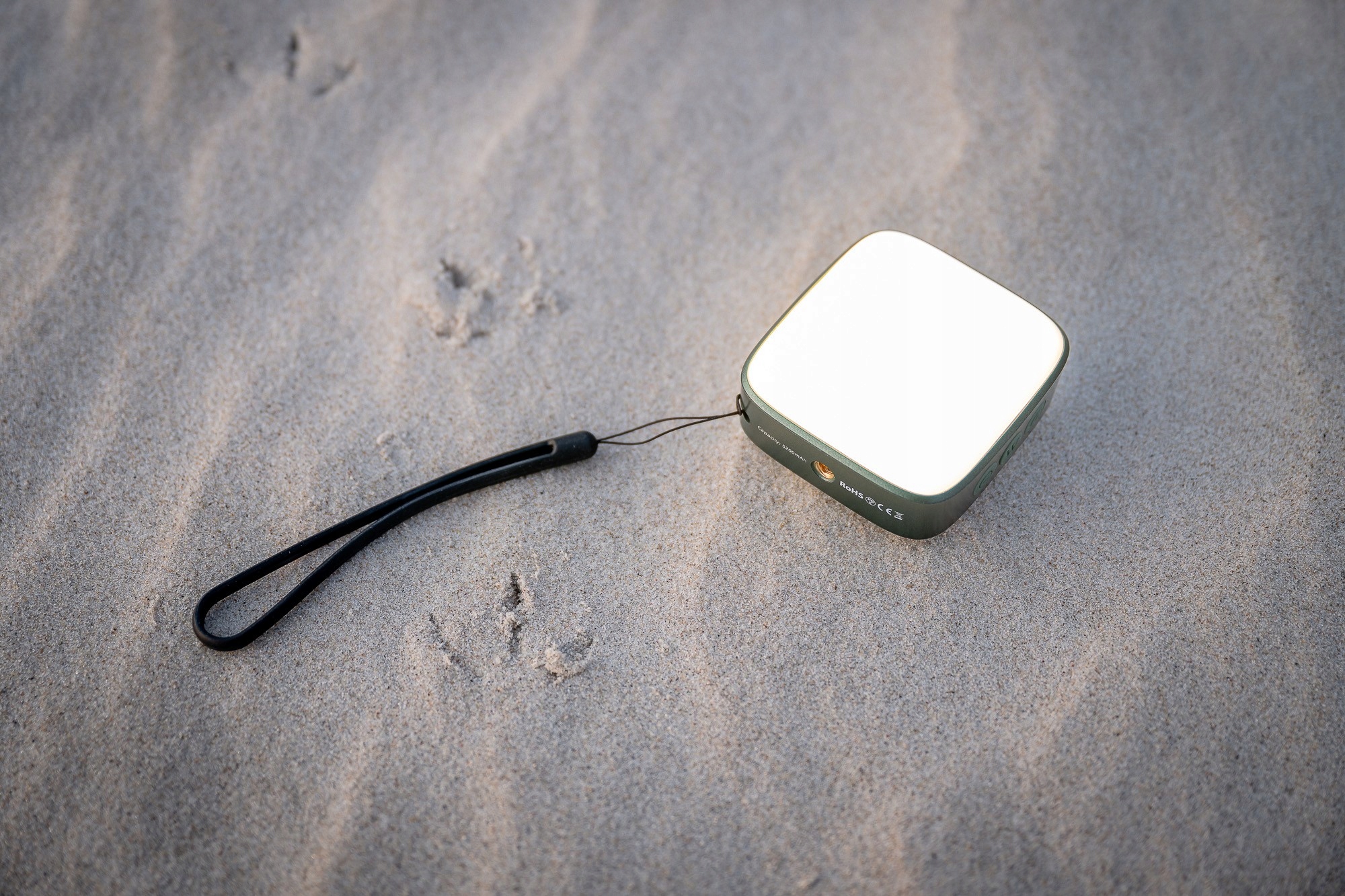 Lampa LED Newell Campina 5200 mAh IP64 Zasięg światła 25 m