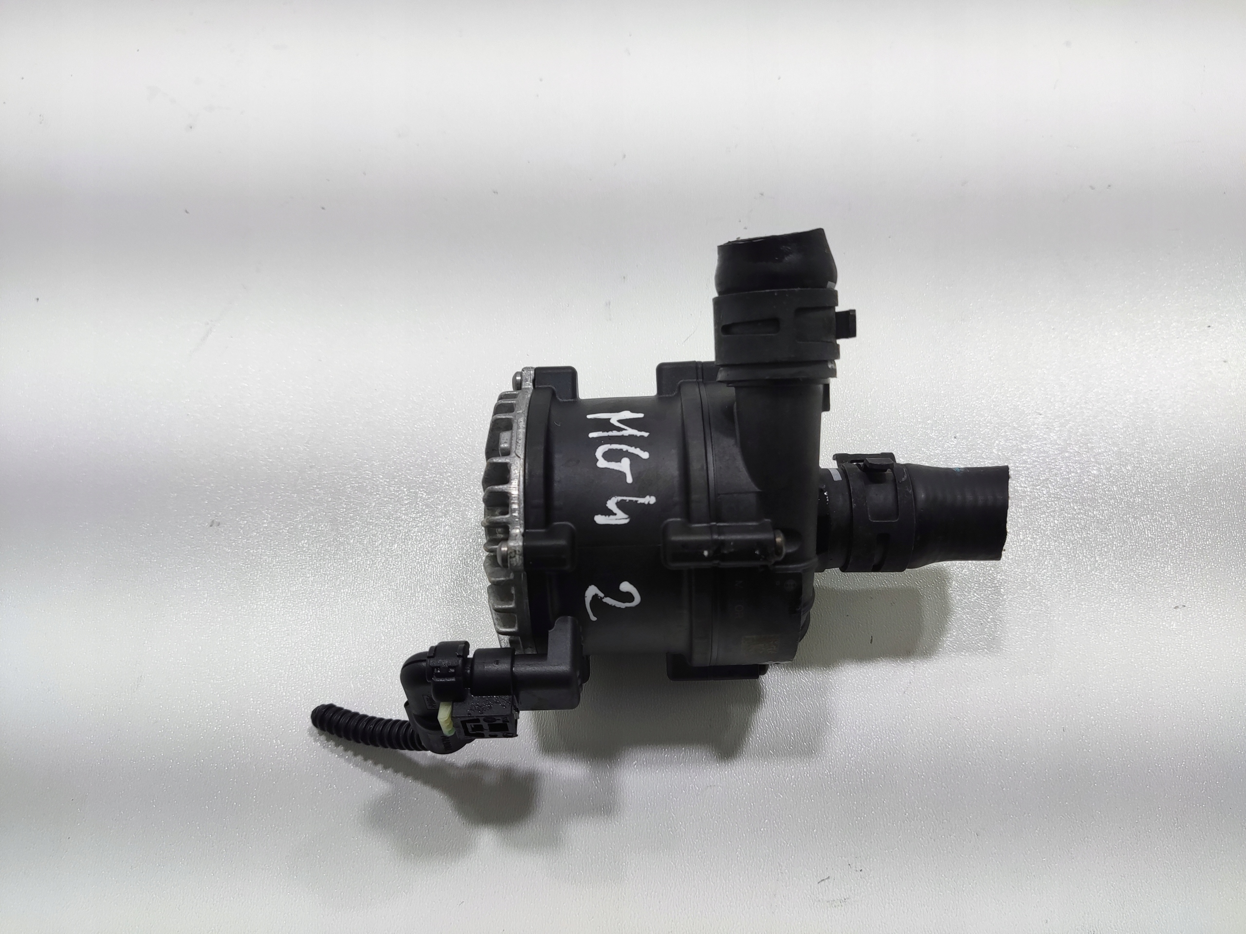 supplementary water pump MG 4 MG4 2022-2025 11235781