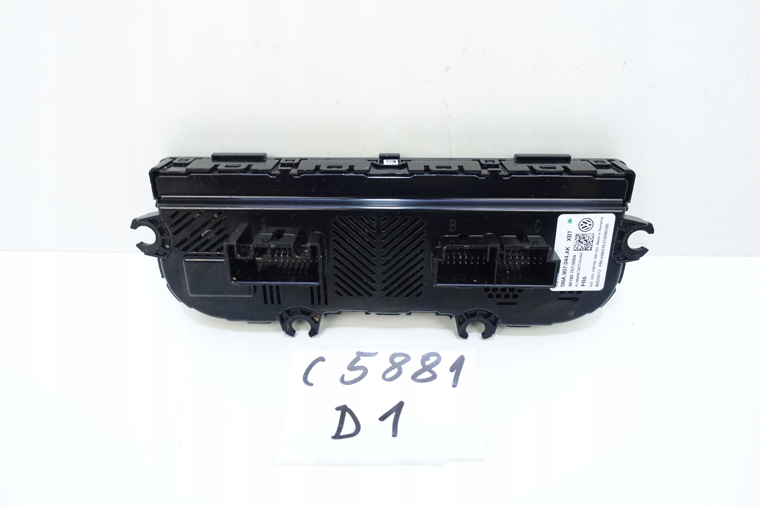 vezérlö panel a klímának VW TIGUAN II 5NA