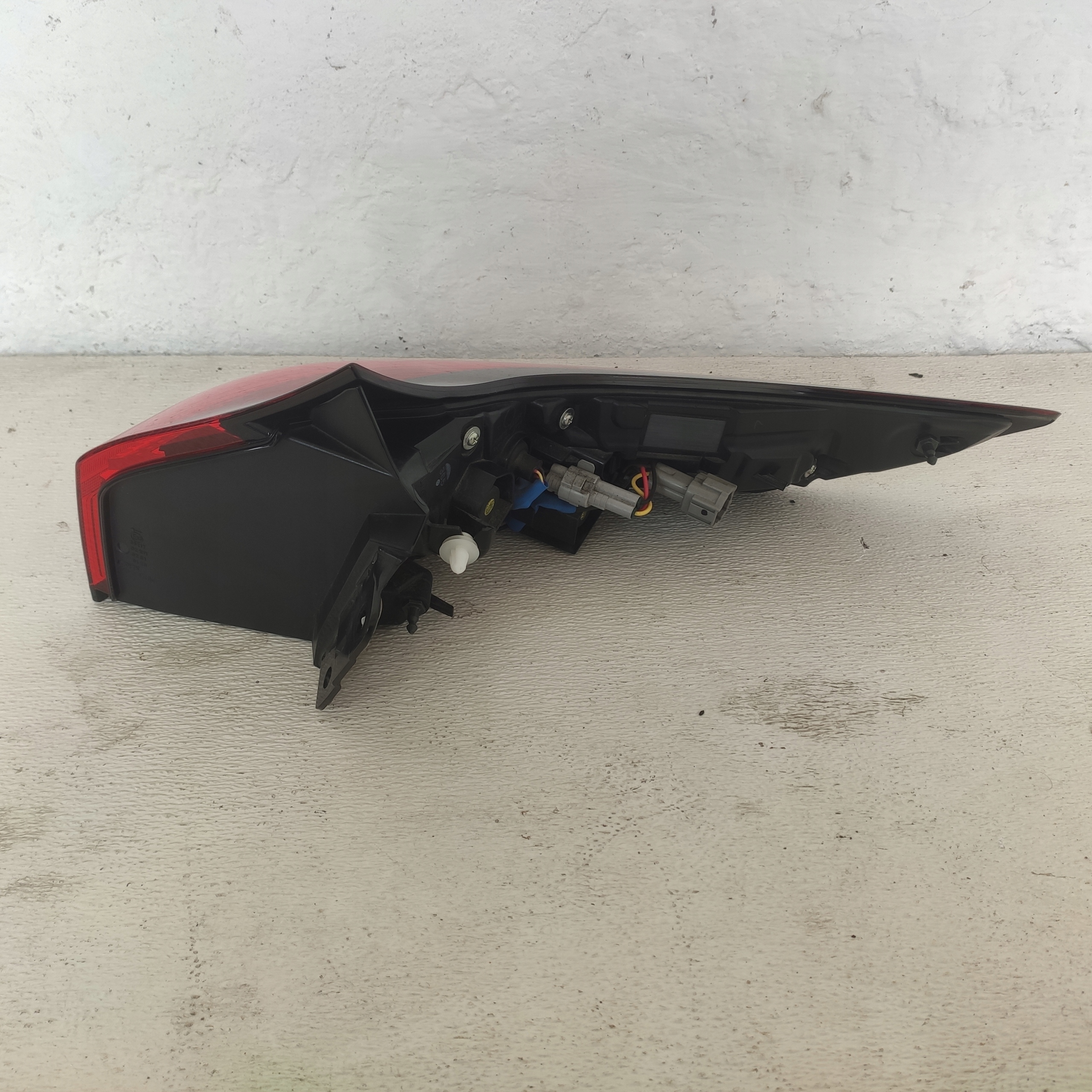 NISSAN X-TRAIL T33 2023 light rear left W fender