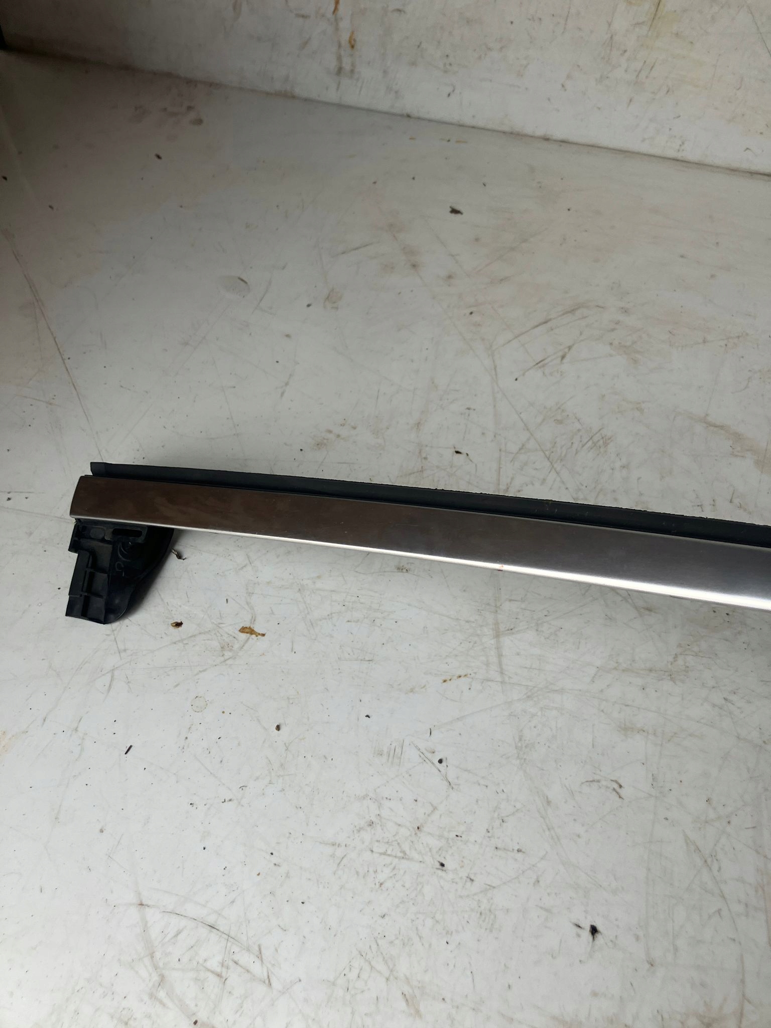 moulding CHROM door upper right front CITROEN C4 PICASSO II 9677096480 #25