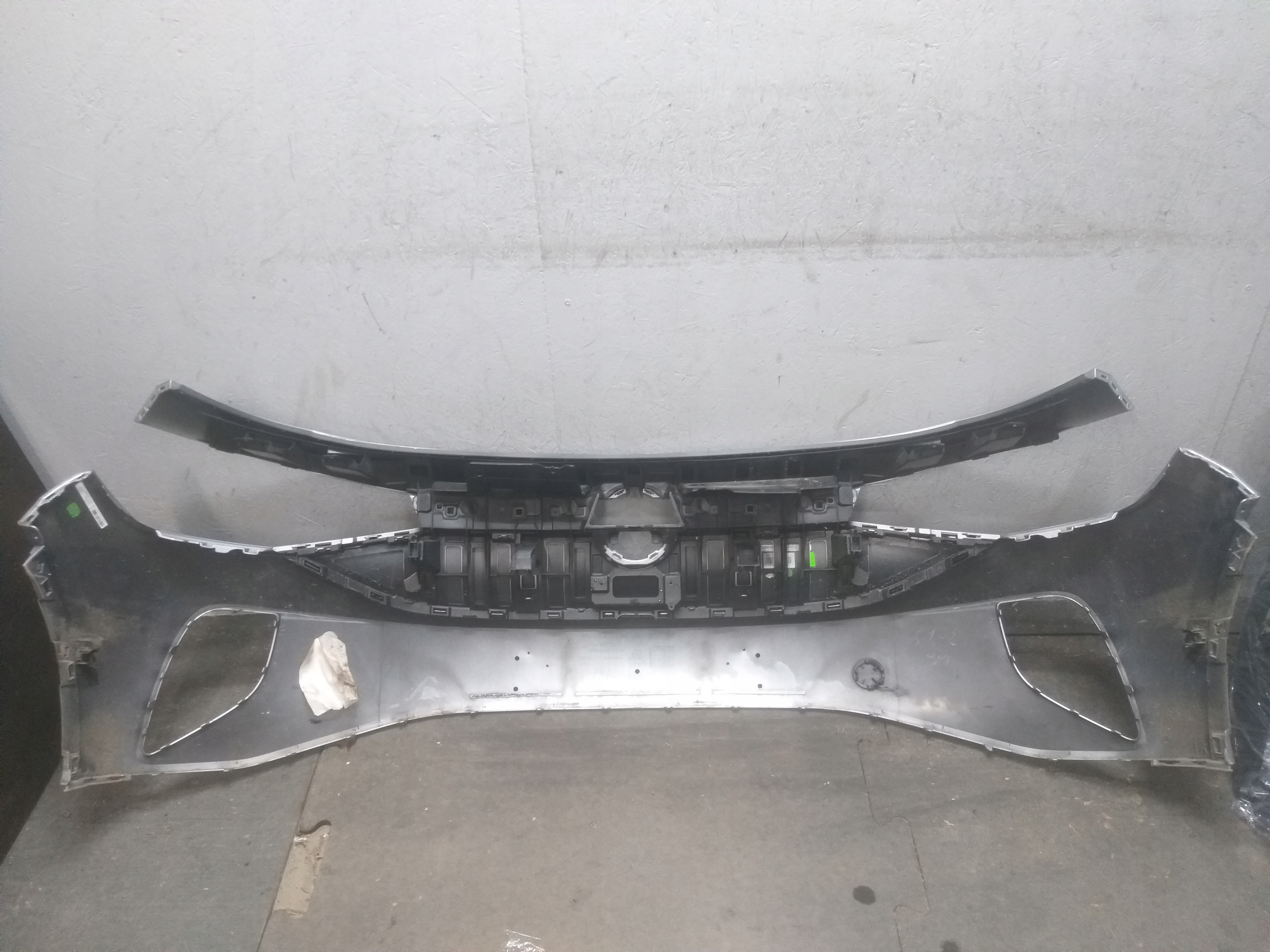 bumper front VW ID4 ID 4 ID-4 11A