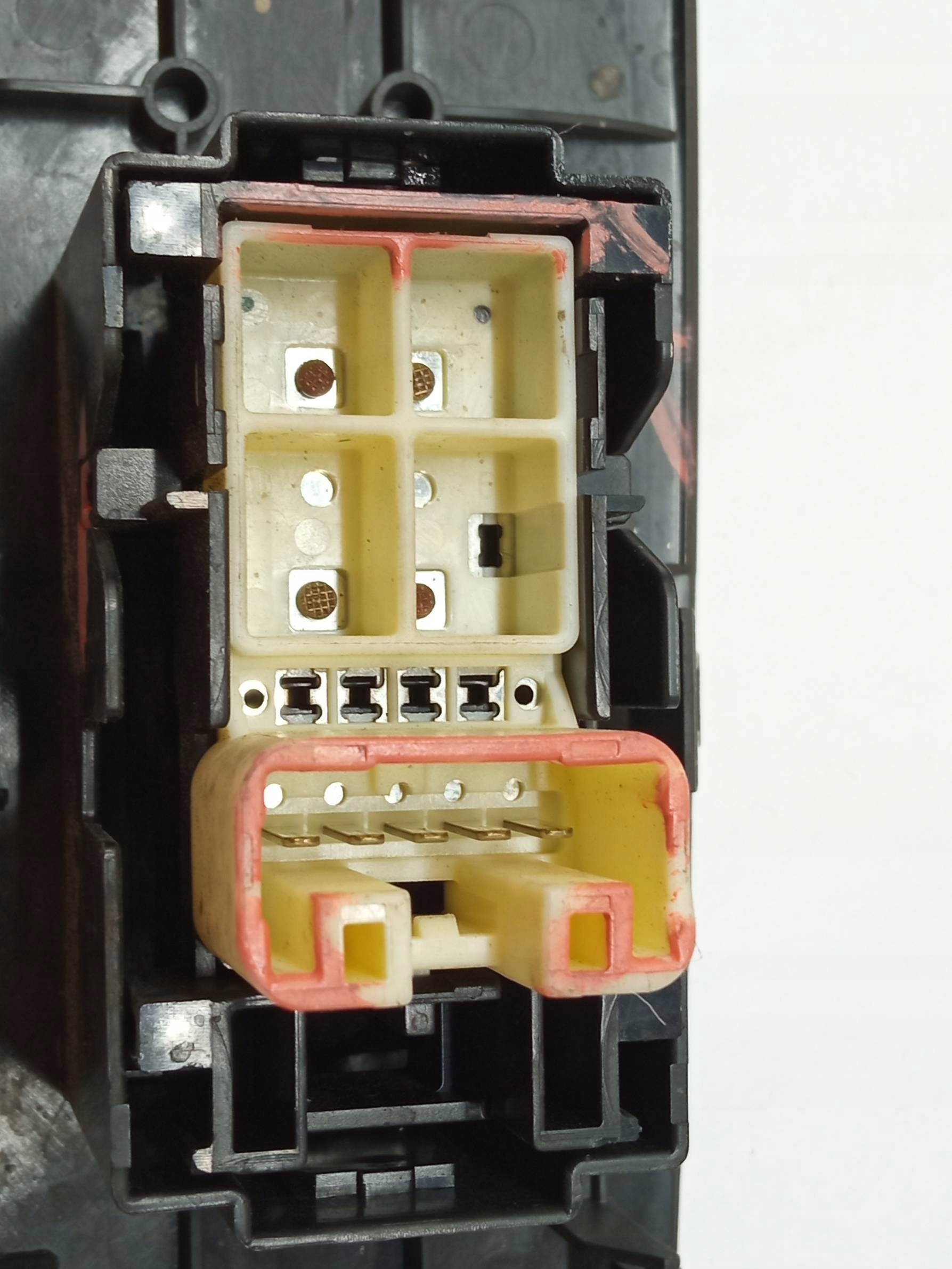 window control switch right front 7423102530 Toyota Auris and (2006-2012)