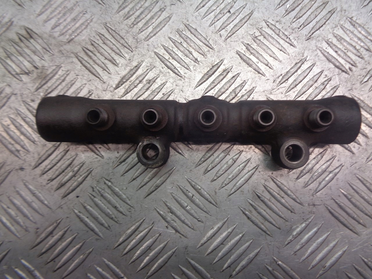 топливная рейка TOYOTA COROLLA E12 2.0 D4D