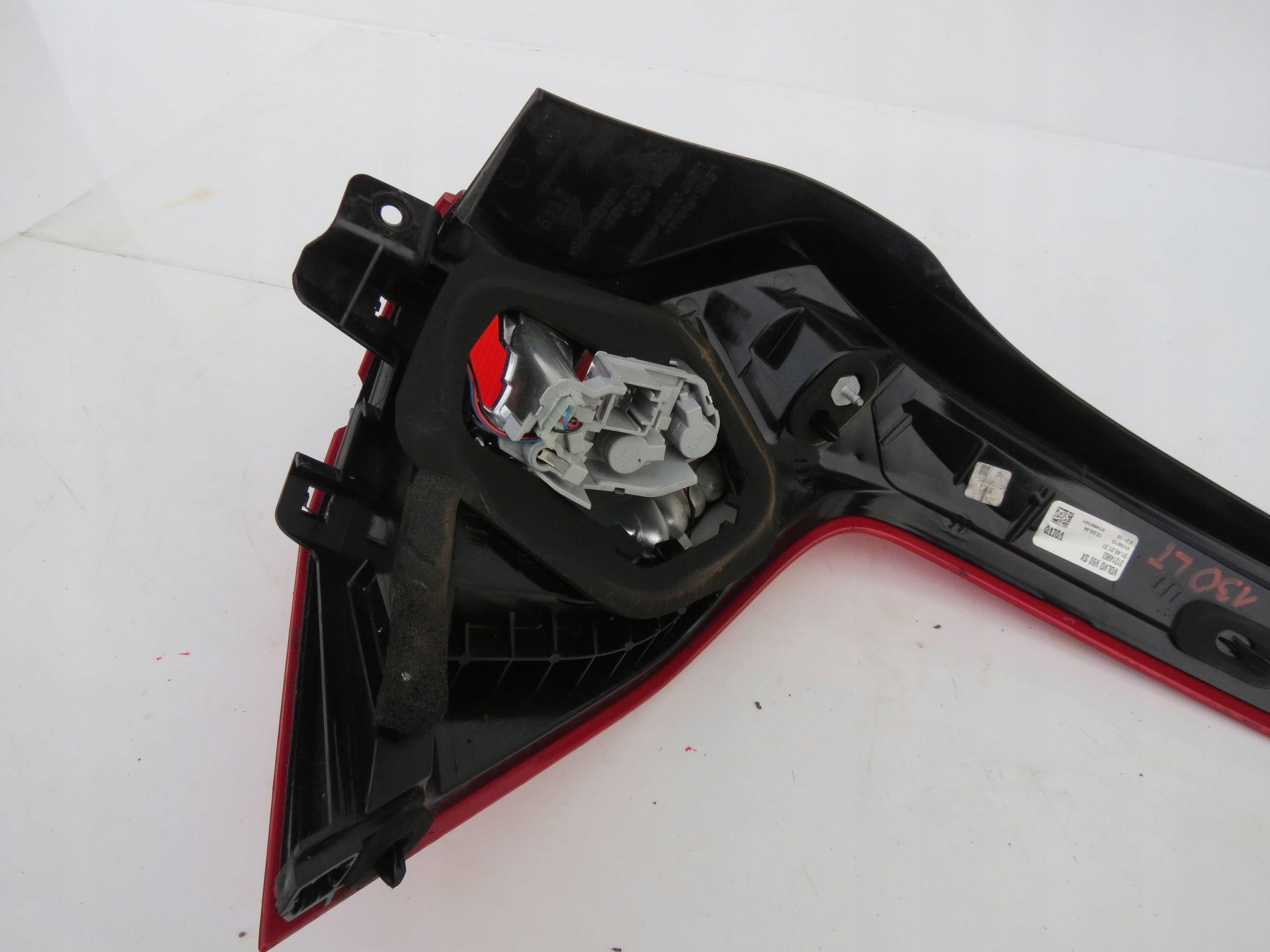 light left/rear part VOLVO V60 and S60 II 31214963 (2013-2018)R.
