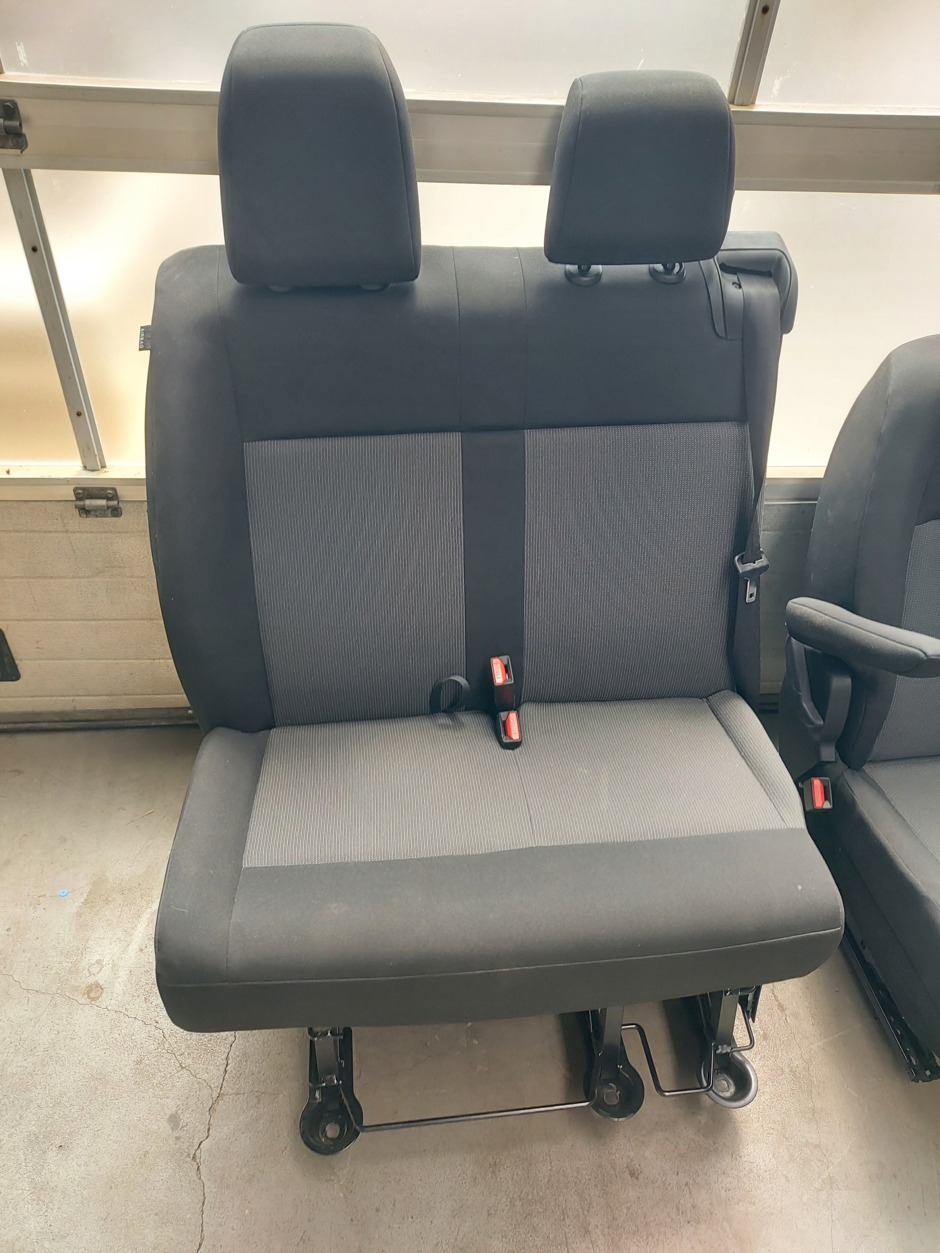 PROACE JUMPY Expert кресла перед