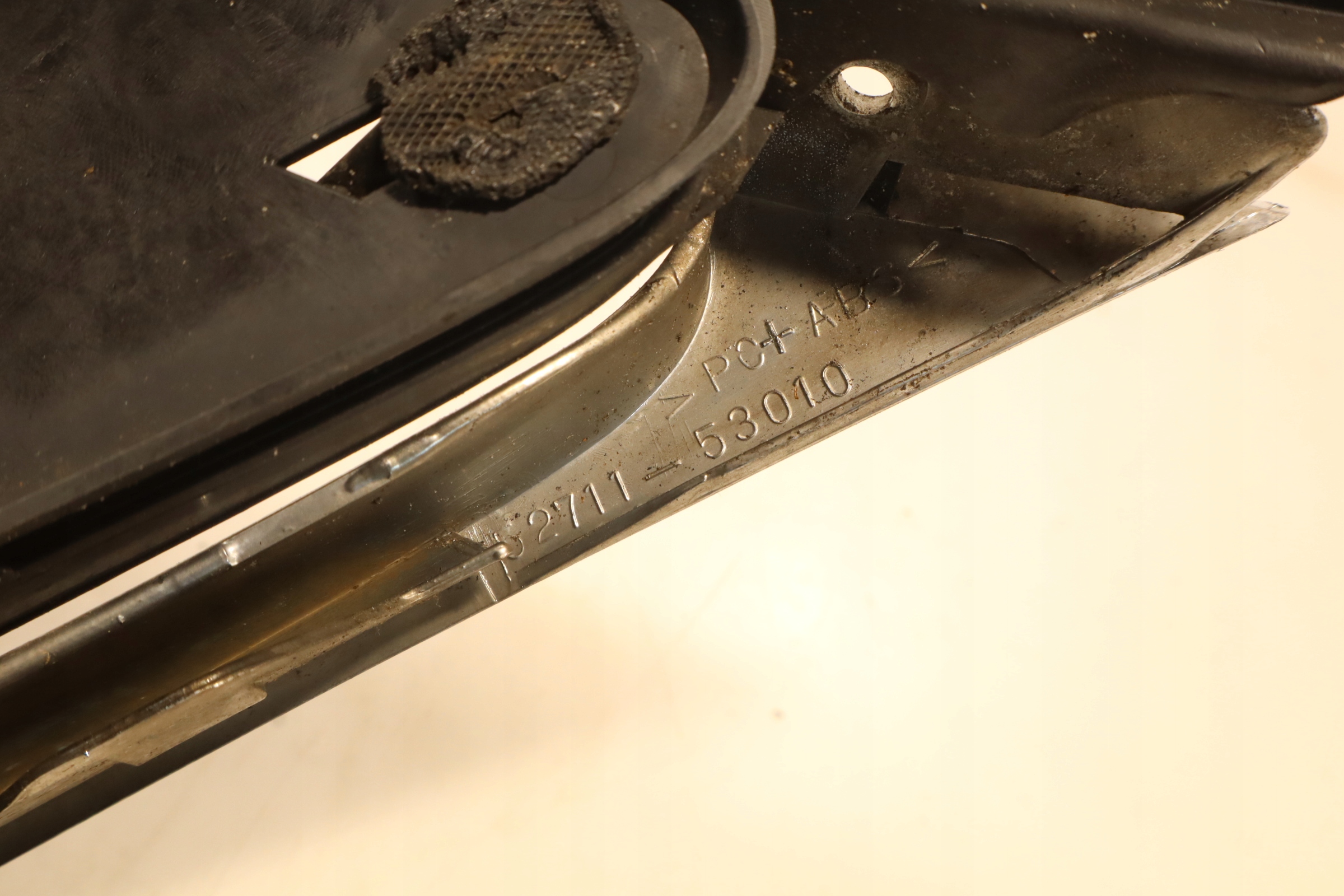 решетка радиатора lexus IS 2 II 220