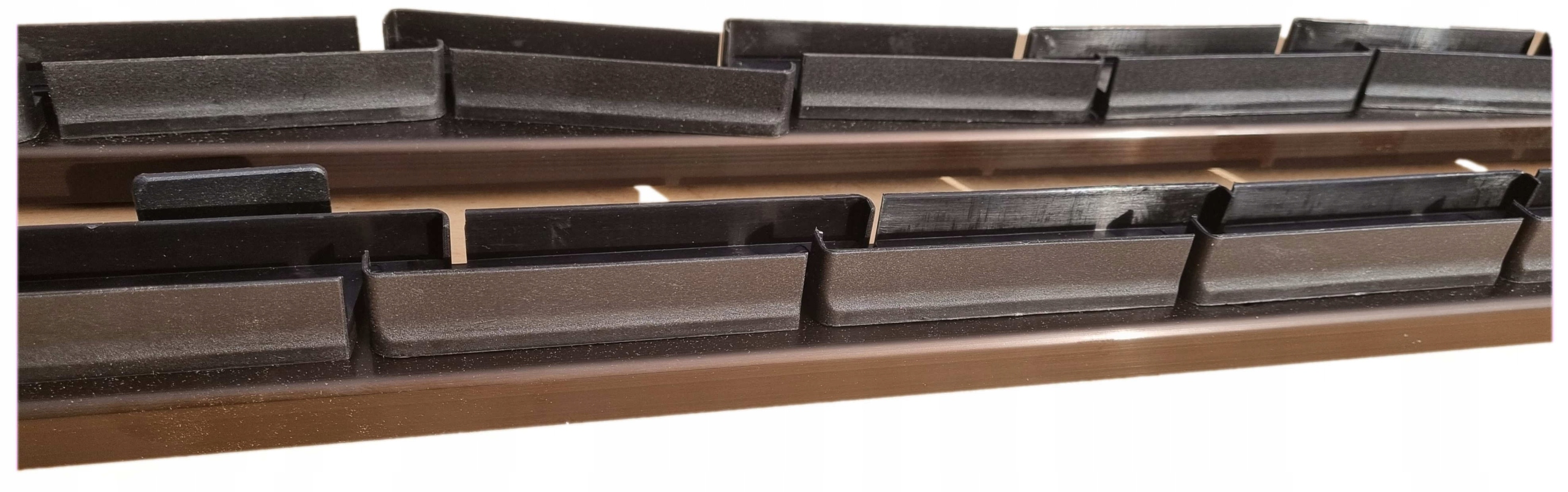 Aluminiový Plastový vodicí systém žaluzií 109 cm Hnědo-černý