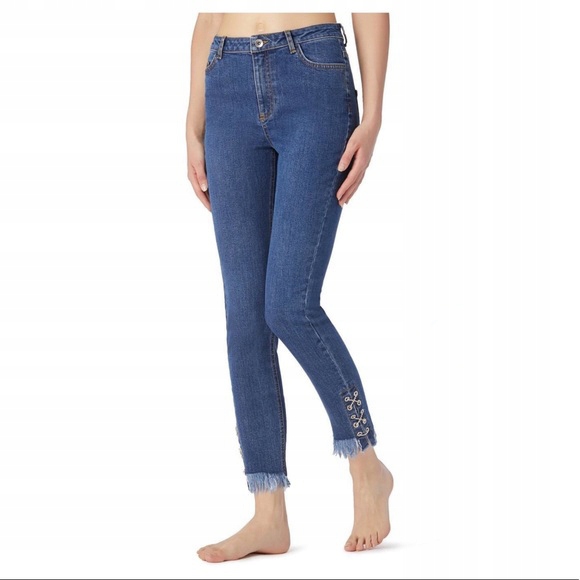 

Calzedonia Spodnie Jeans Cyrkonie wiązania ładne S