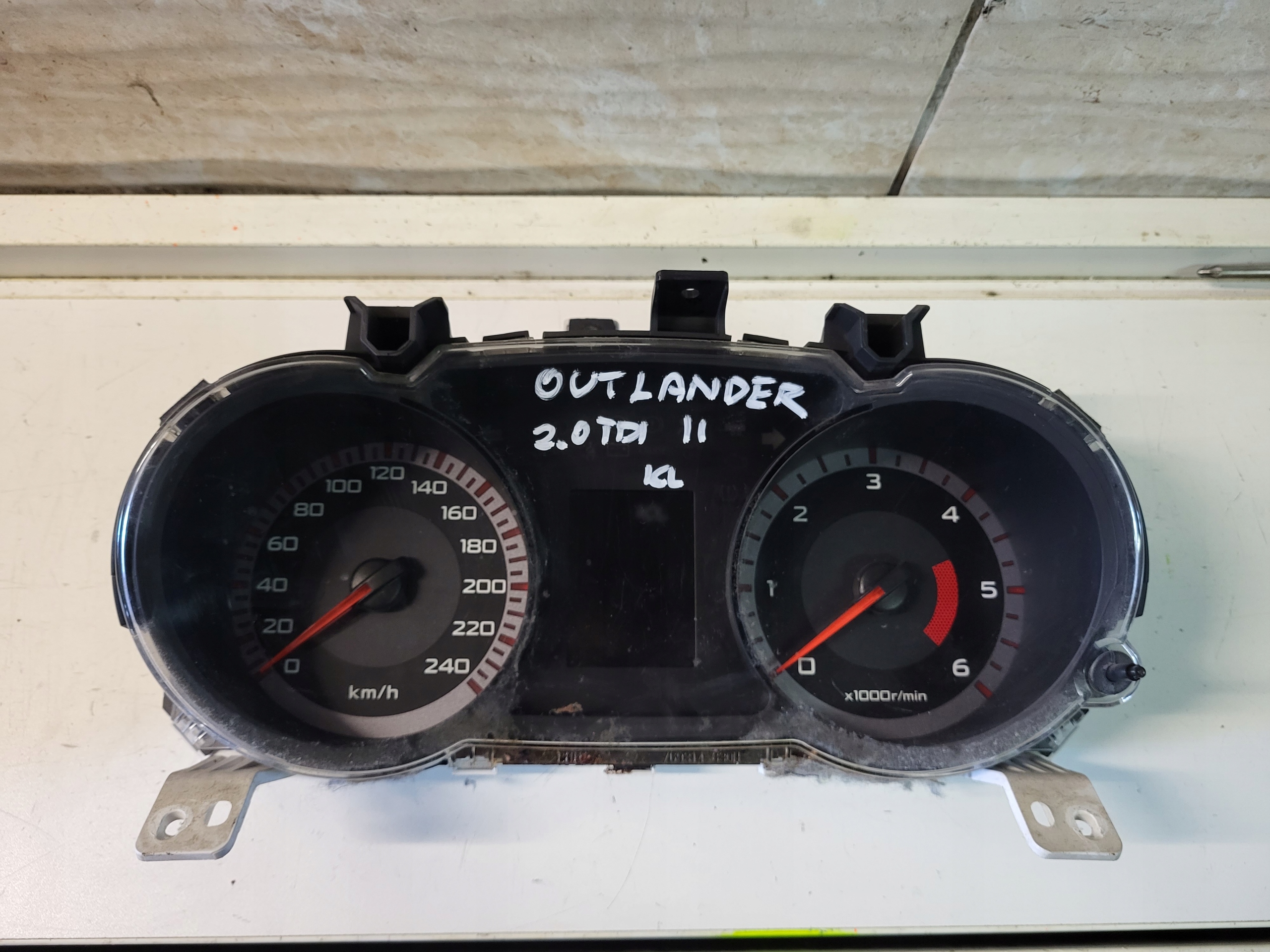 dials dials MITSUBISHI OUTLANDER II 2.0 DID BSY EUROPA