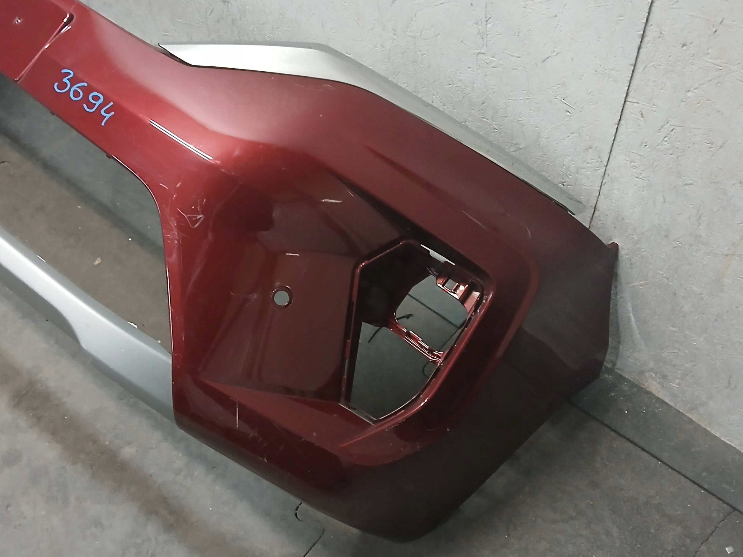bumper front NISSAN TOWNSTAR 22